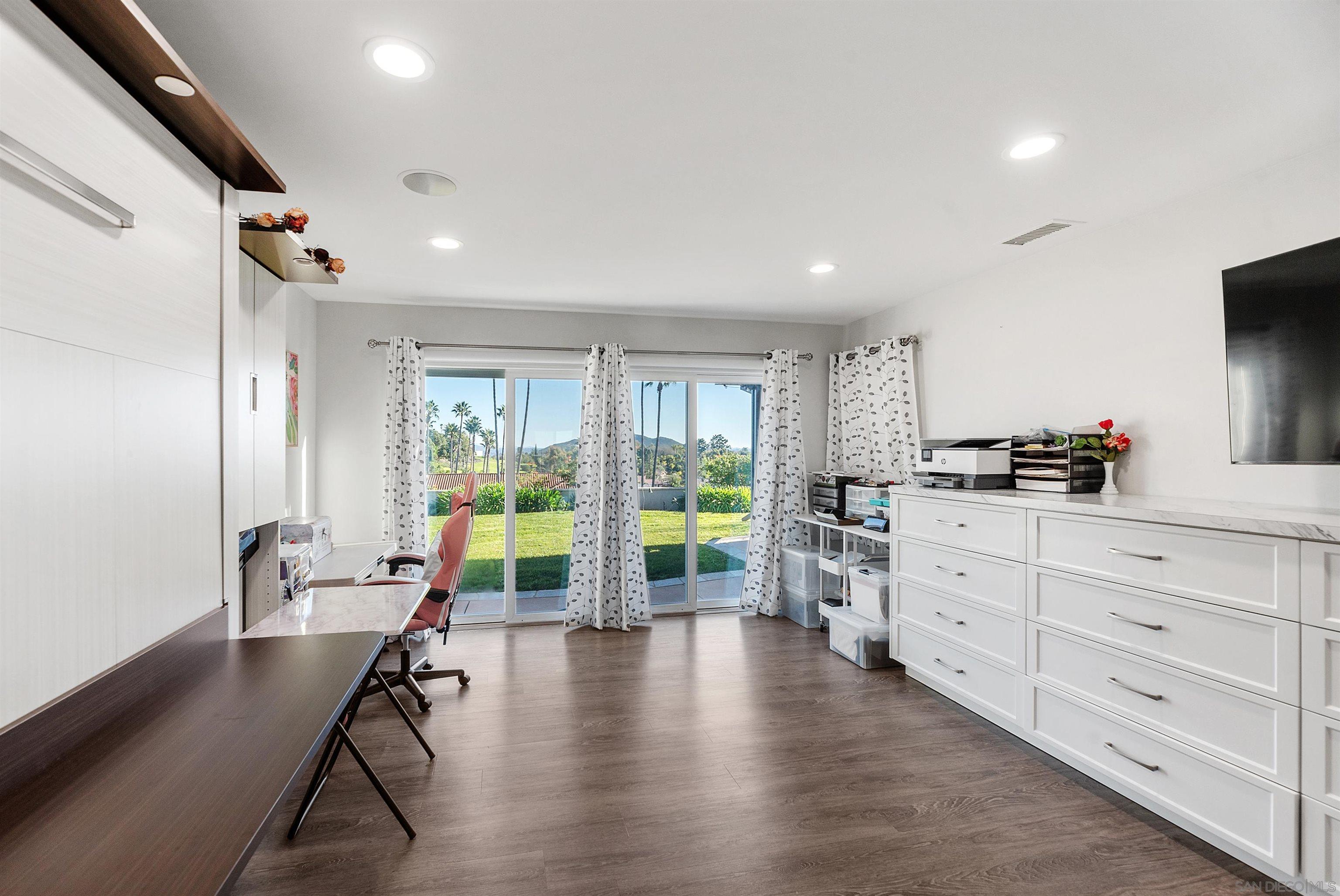 Detail Gallery Image 37 of 59 For 1427  Buckskin Dr, Escondido,  CA 92029 - 5 Beds | 2/1 Baths