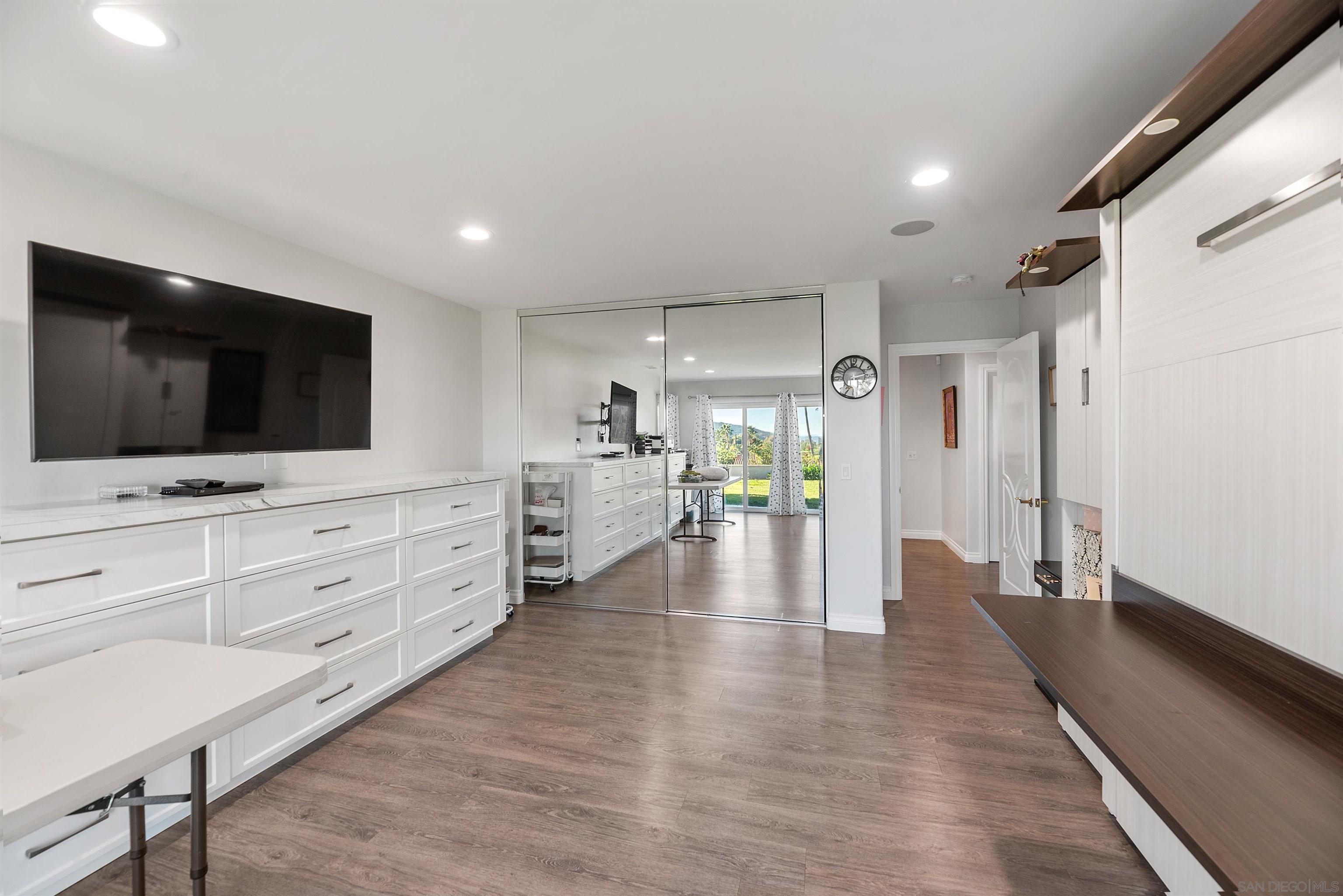 Detail Gallery Image 39 of 59 For 1427  Buckskin Dr, Escondido,  CA 92029 - 5 Beds | 2/1 Baths