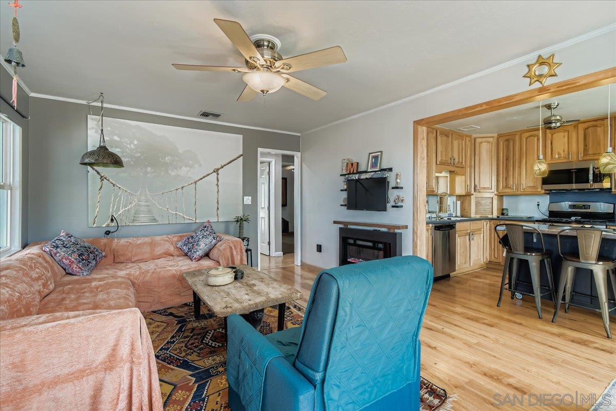 Detail Gallery Image 5 of 38 For 3275 E Virgo Rd, San Diego,  CA 92105 - 3 Beds | 2 Baths