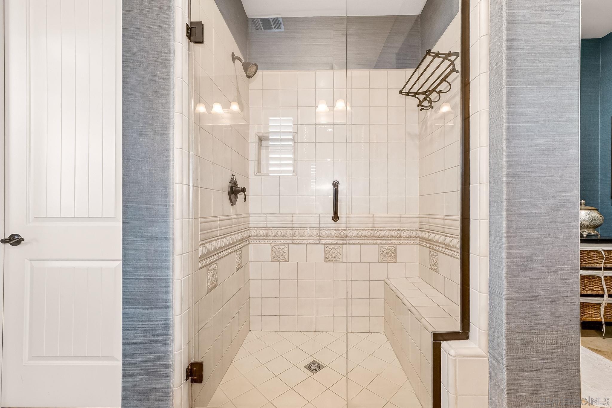 Detail Gallery Image 27 of 33 For 7708  Caminito Liliana, San Diego,  CA 92129 - 4 Beds | 3/1 Baths