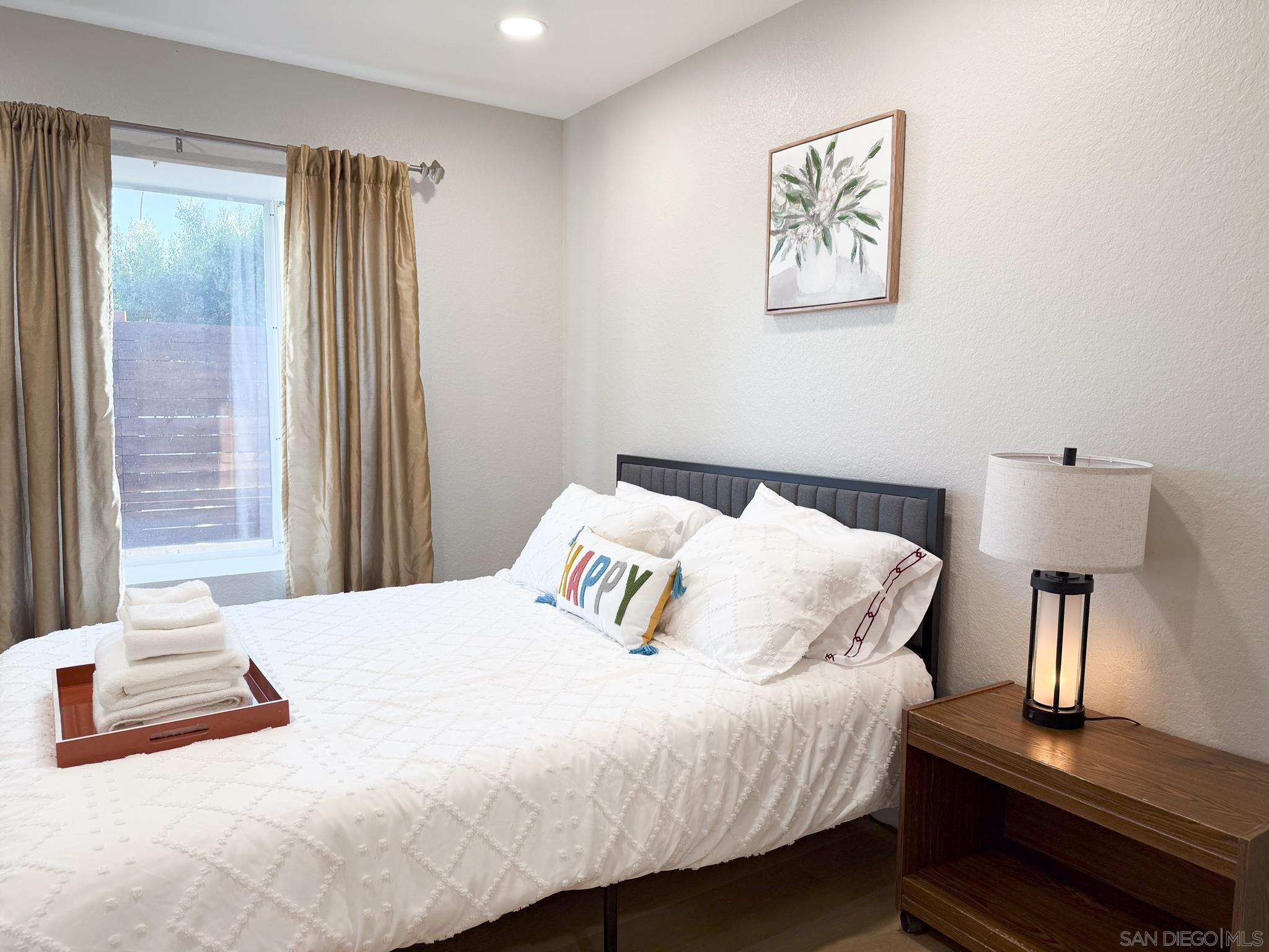 Detail Gallery Image 21 of 39 For 1457  Fallsview Place, Escondido,  CA 92027 - 3 Beds | 2 Baths
