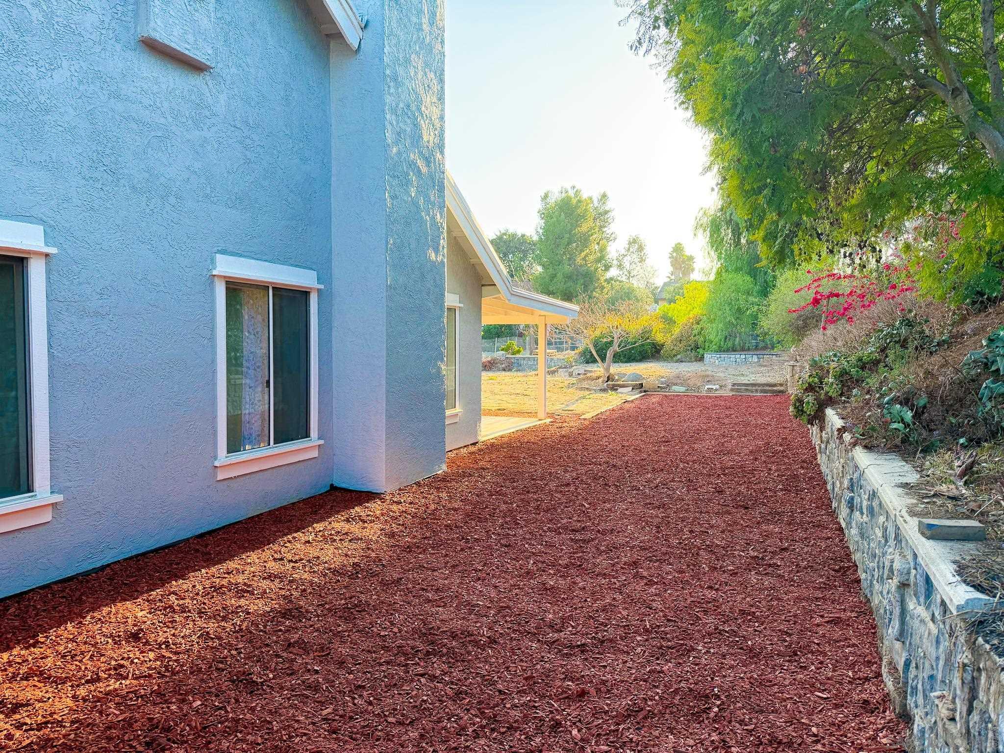 Detail Gallery Image 30 of 39 For 1457  Fallsview Place, Escondido,  CA 92027 - 3 Beds | 2 Baths