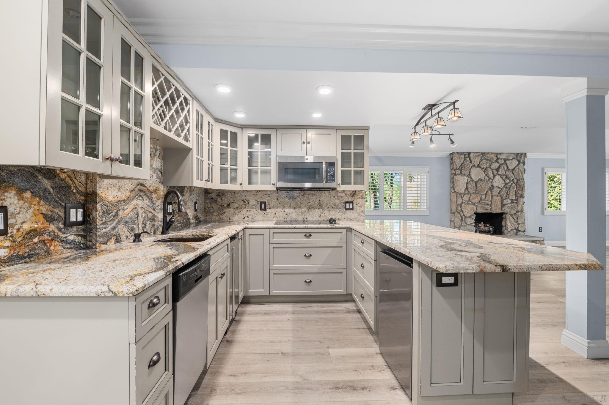 Detail Gallery Image 19 of 36 For 4062 S Tropico, La Mesa,  CA 91941 - 4 Beds | 2/1 Baths