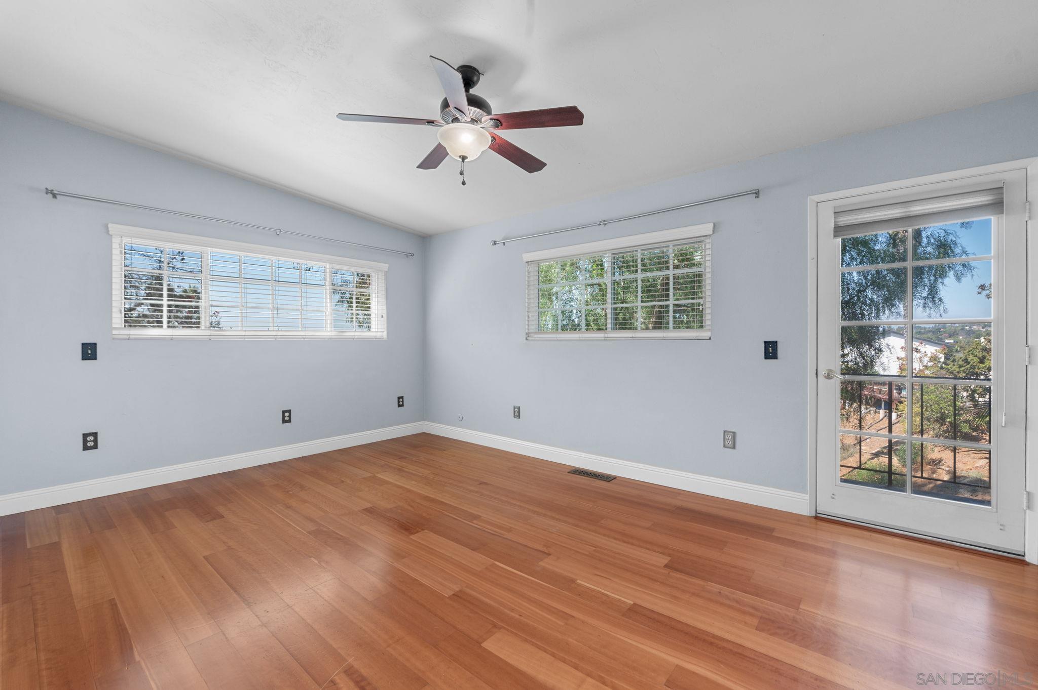 Detail Gallery Image 7 of 36 For 4062 S Tropico, La Mesa,  CA 91941 - 4 Beds | 2/1 Baths