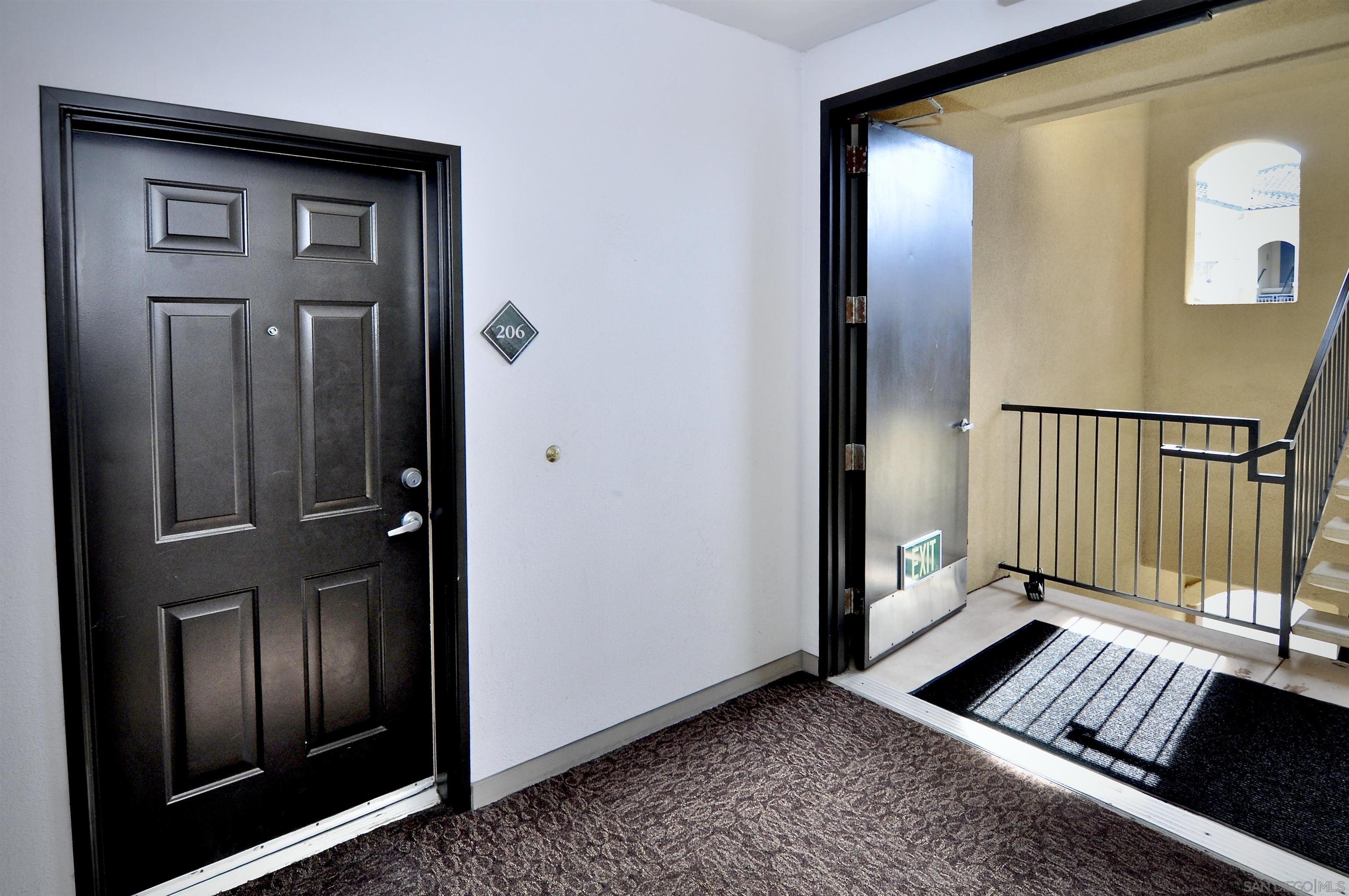 Detail Gallery Image 2 of 53 For 10840  Scripps Ranch Blvd  #206,  San Diego,  CA 92131 - 1 Beds | 1 Baths