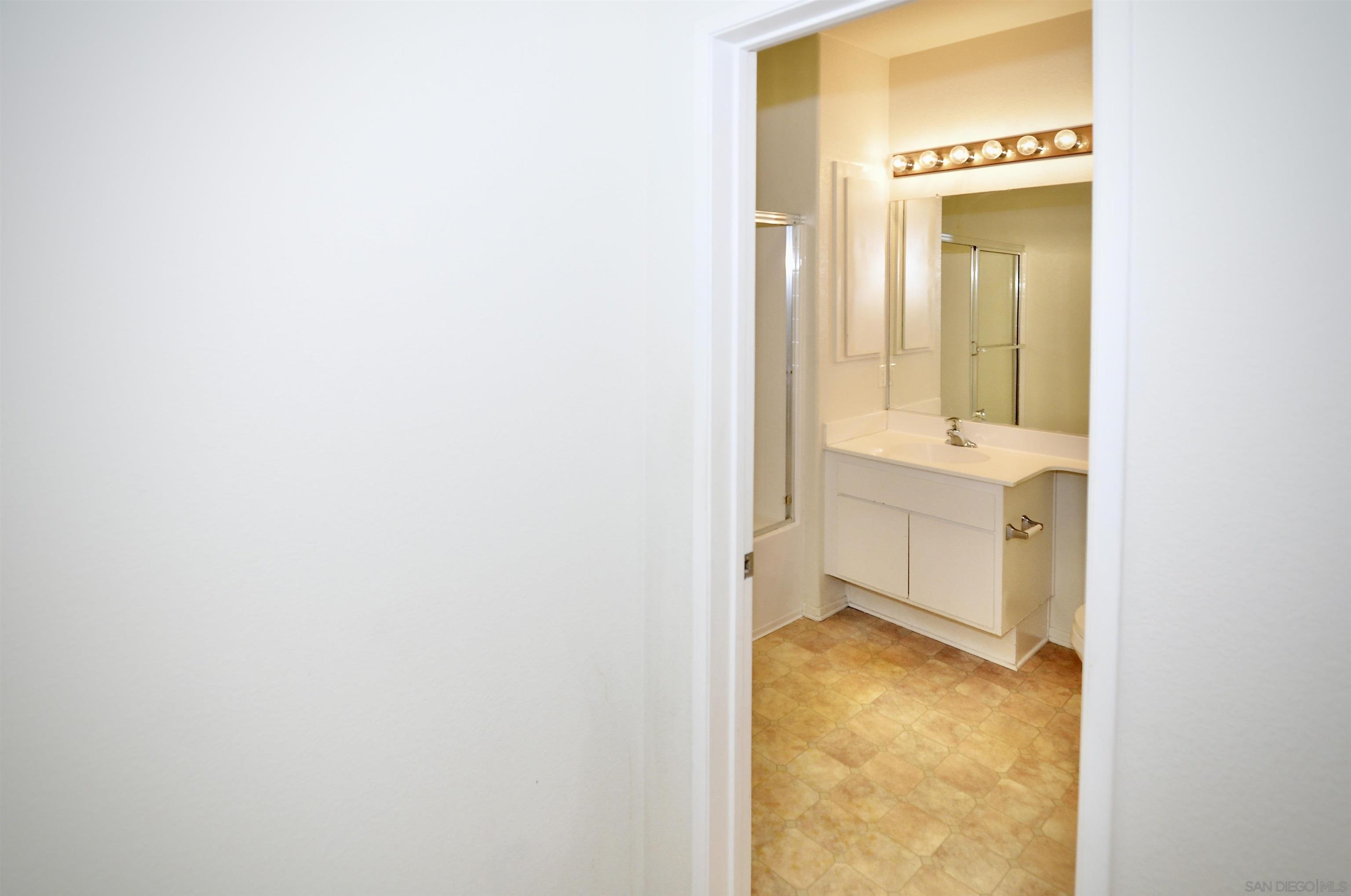 Detail Gallery Image 19 of 53 For 10840  Scripps Ranch Blvd  #206,  San Diego,  CA 92131 - 1 Beds | 1 Baths