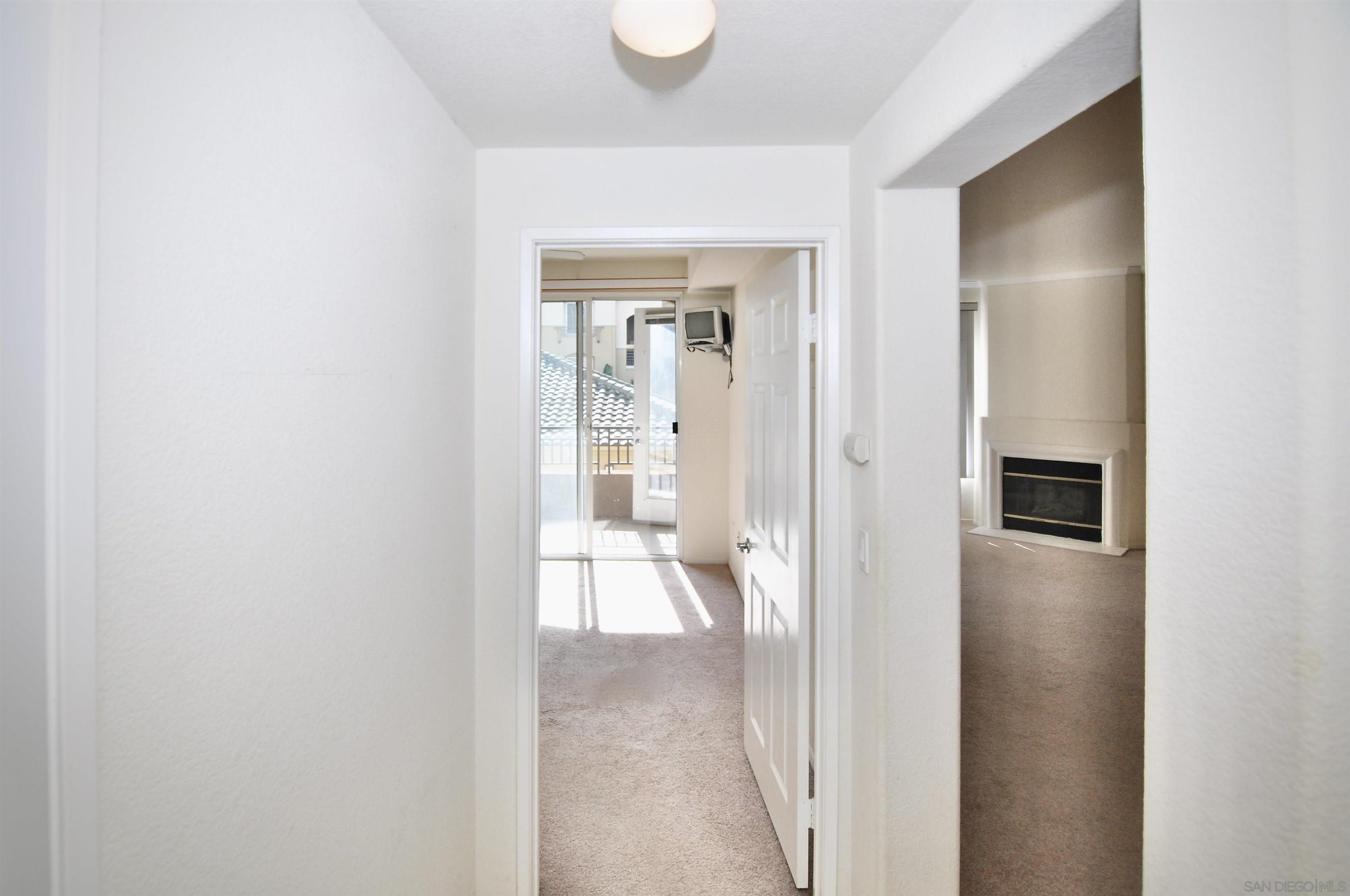 Detail Gallery Image 27 of 53 For 10840  Scripps Ranch Blvd  #206,  San Diego,  CA 92131 - 1 Beds | 1 Baths