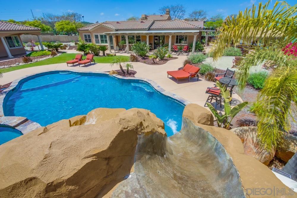 Detail Gallery Image 31 of 51 For 14190  Green Valley Ct, San Diego,  CA 92131 - 6 Beds | 4/1 Baths