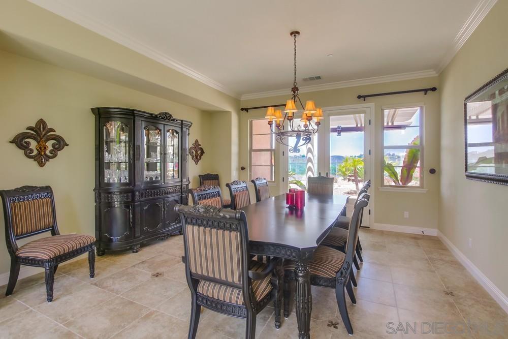Detail Gallery Image 7 of 51 For 14190  Green Valley Ct, San Diego,  CA 92131 - 6 Beds | 4/1 Baths