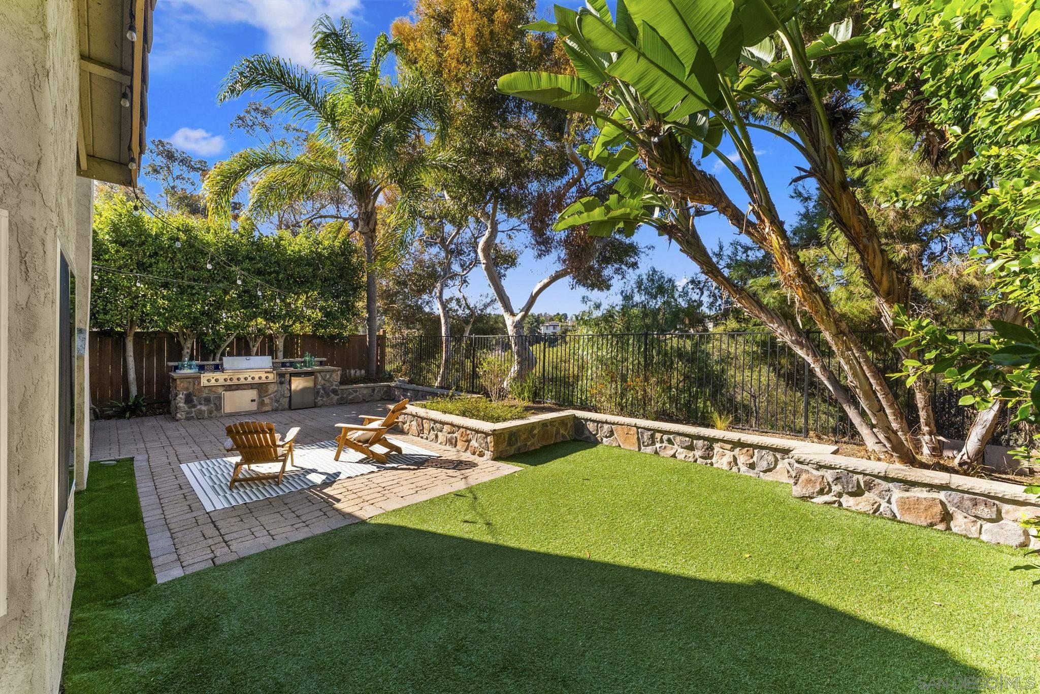 Detail Gallery Image 15 of 26 For 7941  Calle Madrid, Carlsbad,  CA 92009 - 2 Beds | 2 Baths