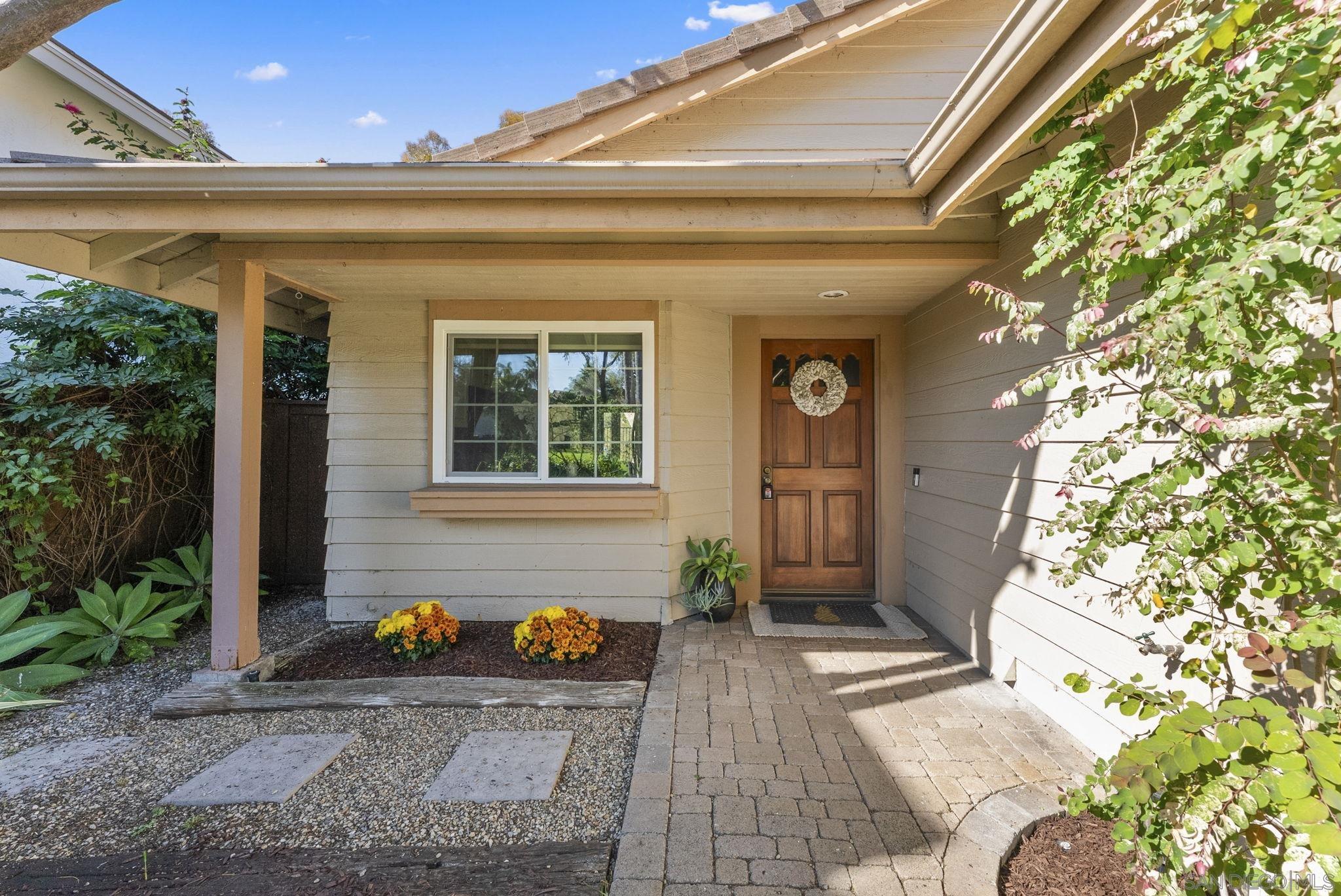 Detail Gallery Image 21 of 26 For 7941  Calle Madrid, Carlsbad,  CA 92009 - 2 Beds | 2 Baths