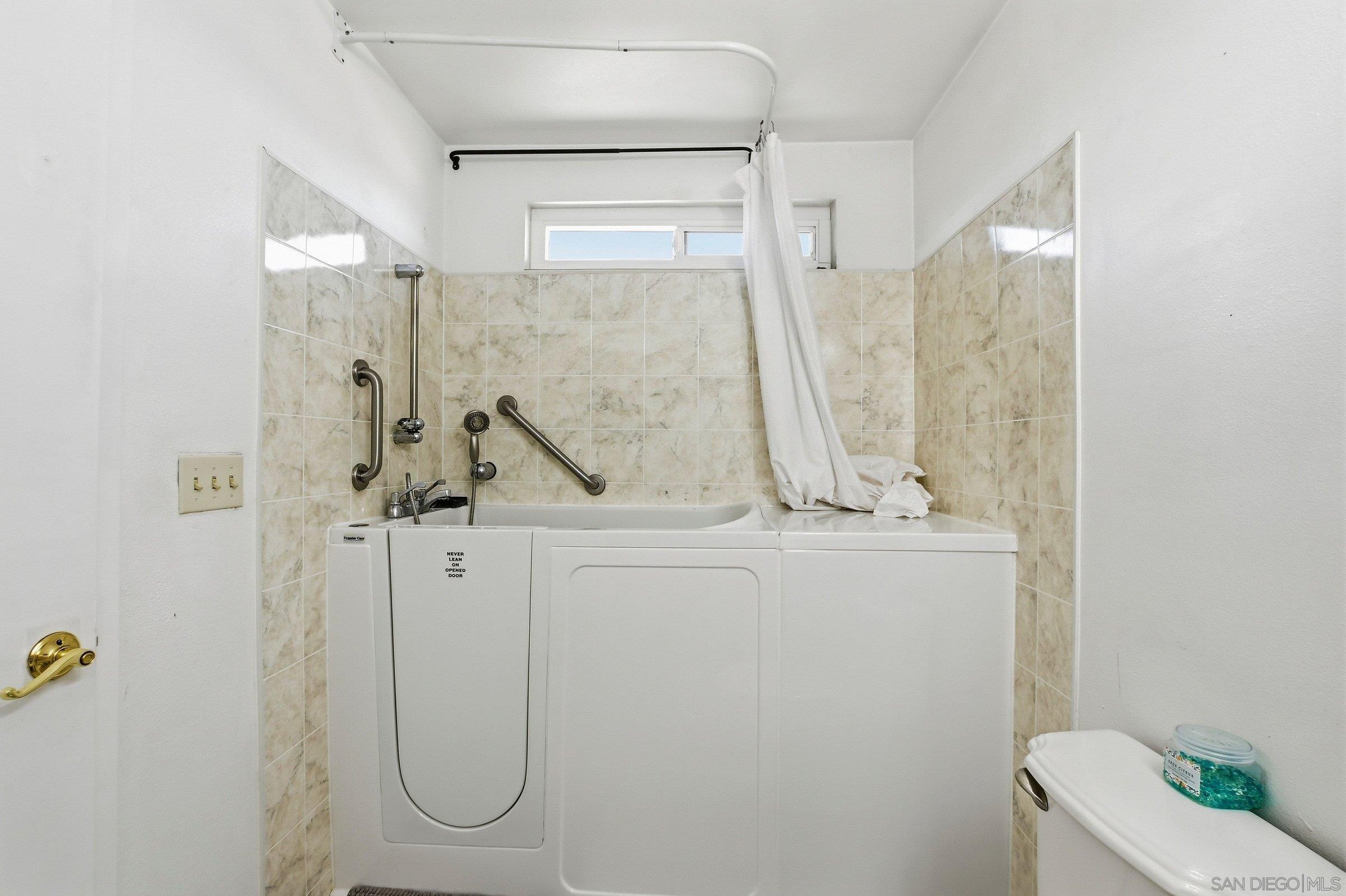 Detail Gallery Image 33 of 45 For 1830  Thelborn Way, San Diego,  CA 92154 - 4 Beds | 3 Baths