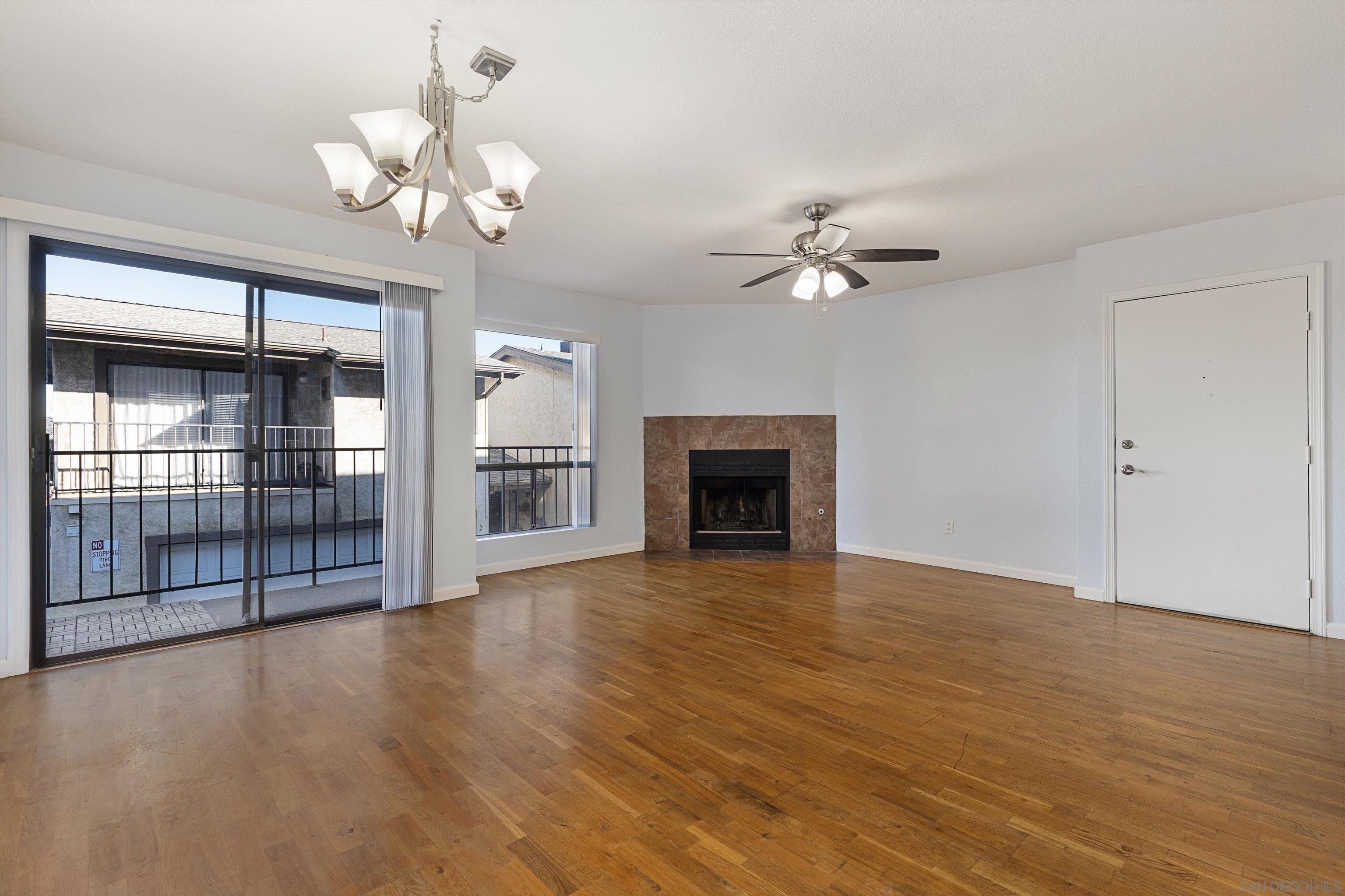 Detail Gallery Image 14 of 43 For 8535  Paradise Valley Rd  #4,  Spring Valley,  CA 91977 - 3 Beds | 2/1 Baths