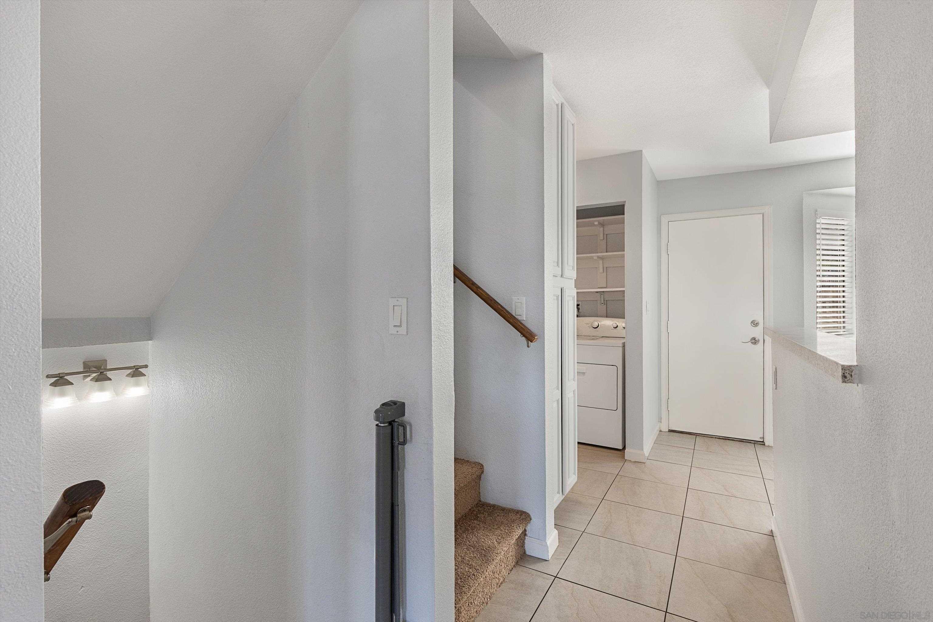 Detail Gallery Image 18 of 43 For 8535  Paradise Valley Rd  #4,  Spring Valley,  CA 91977 - 3 Beds | 2/1 Baths