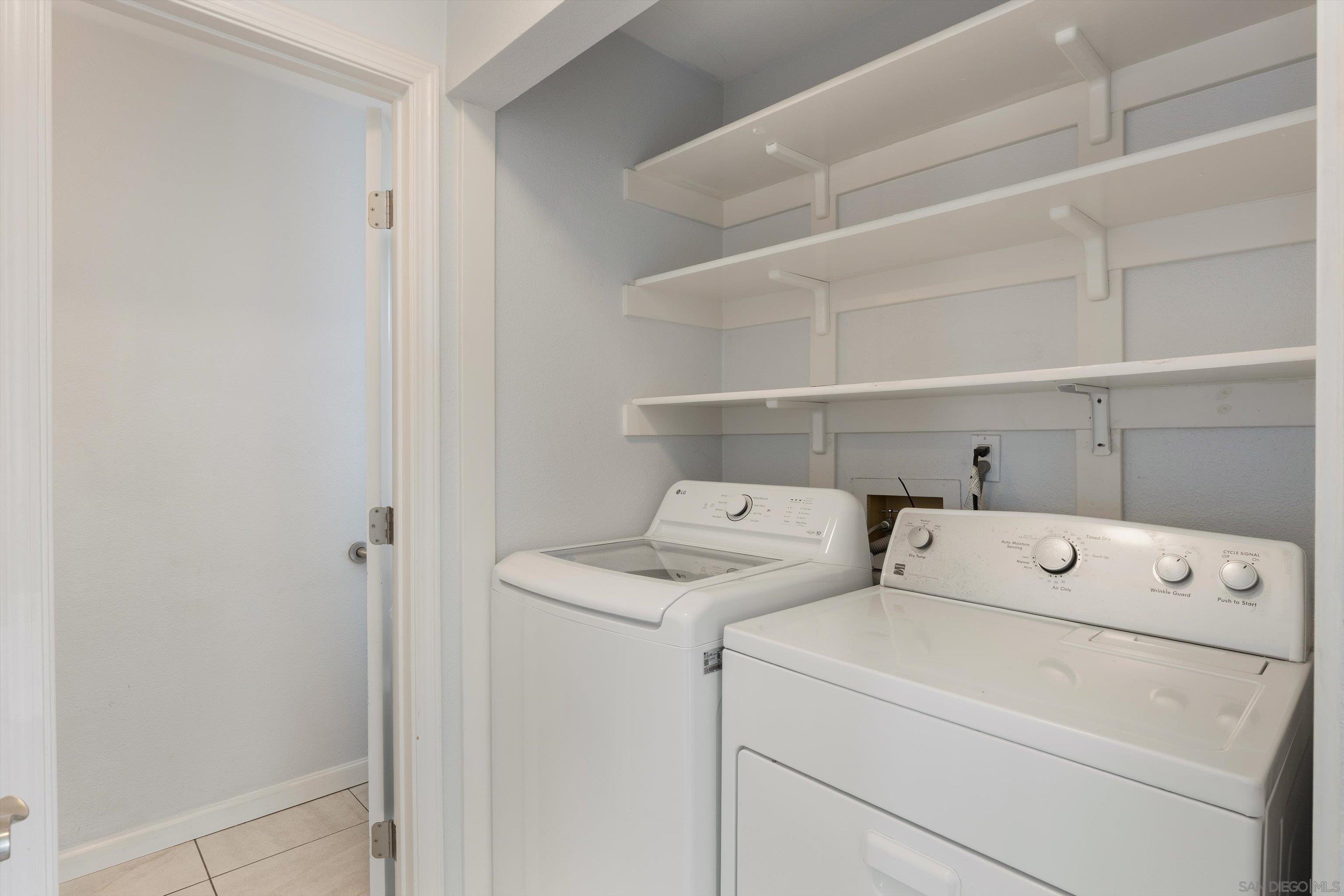 Detail Gallery Image 21 of 43 For 8535  Paradise Valley Rd  #4,  Spring Valley,  CA 91977 - 3 Beds | 2/1 Baths