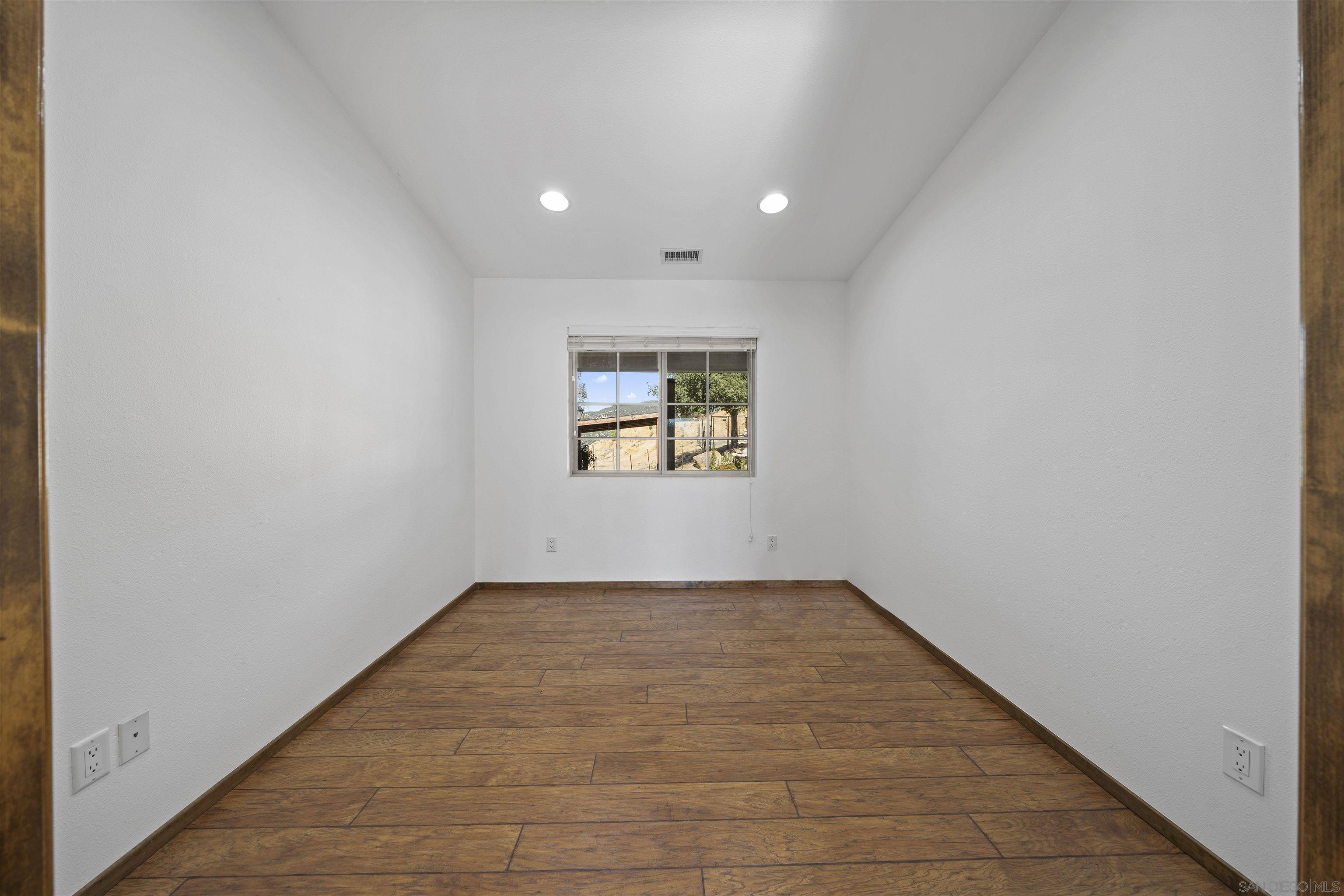 Detail Gallery Image 20 of 64 For 20872  Deerhorn Valley Road, Jamul,  CA 91935 - 4 Beds | 2 Baths