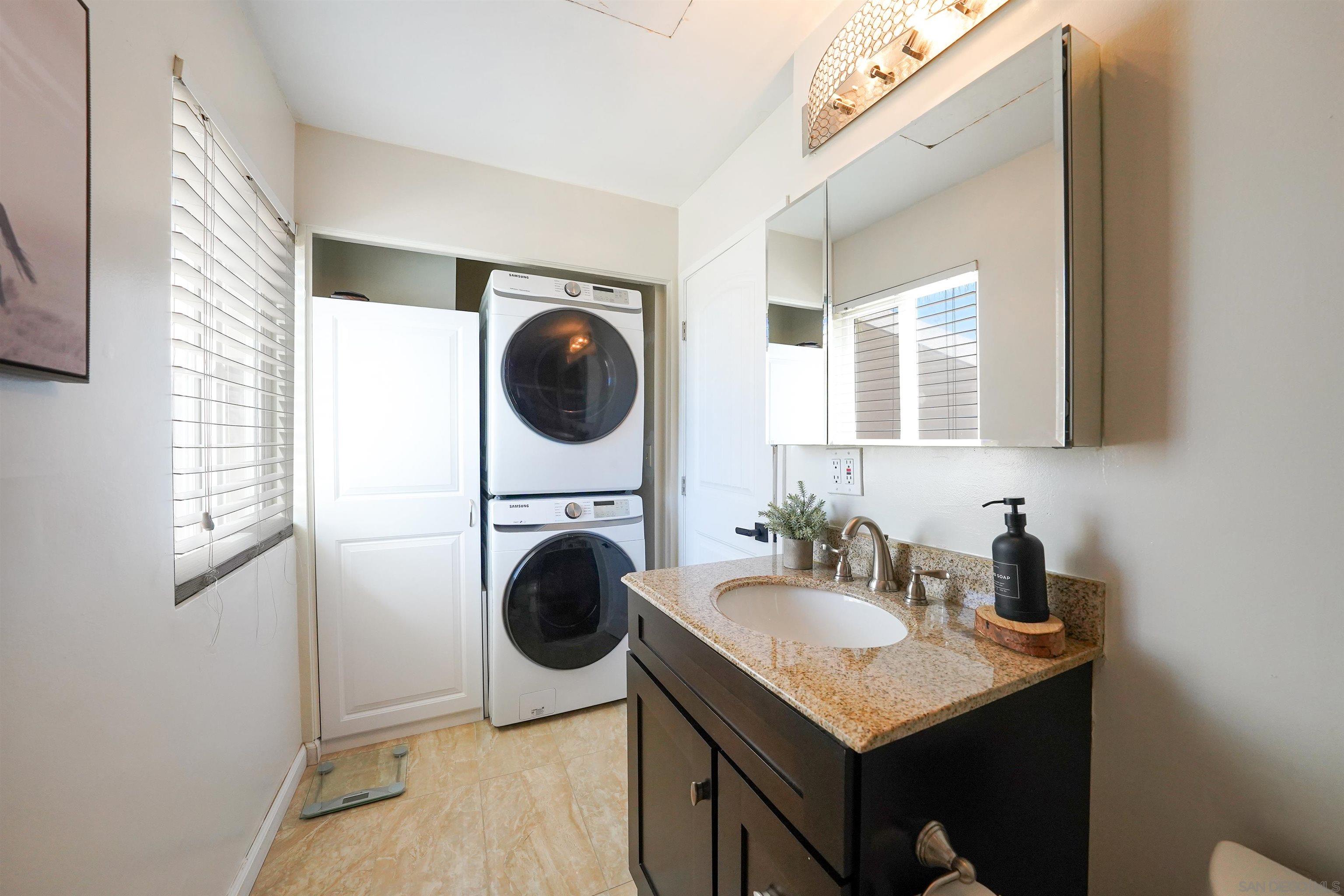 Detail Gallery Image 19 of 29 For 23658  Country Villa Road, Ramona,  CA 92065 - 2 Beds | 2 Baths