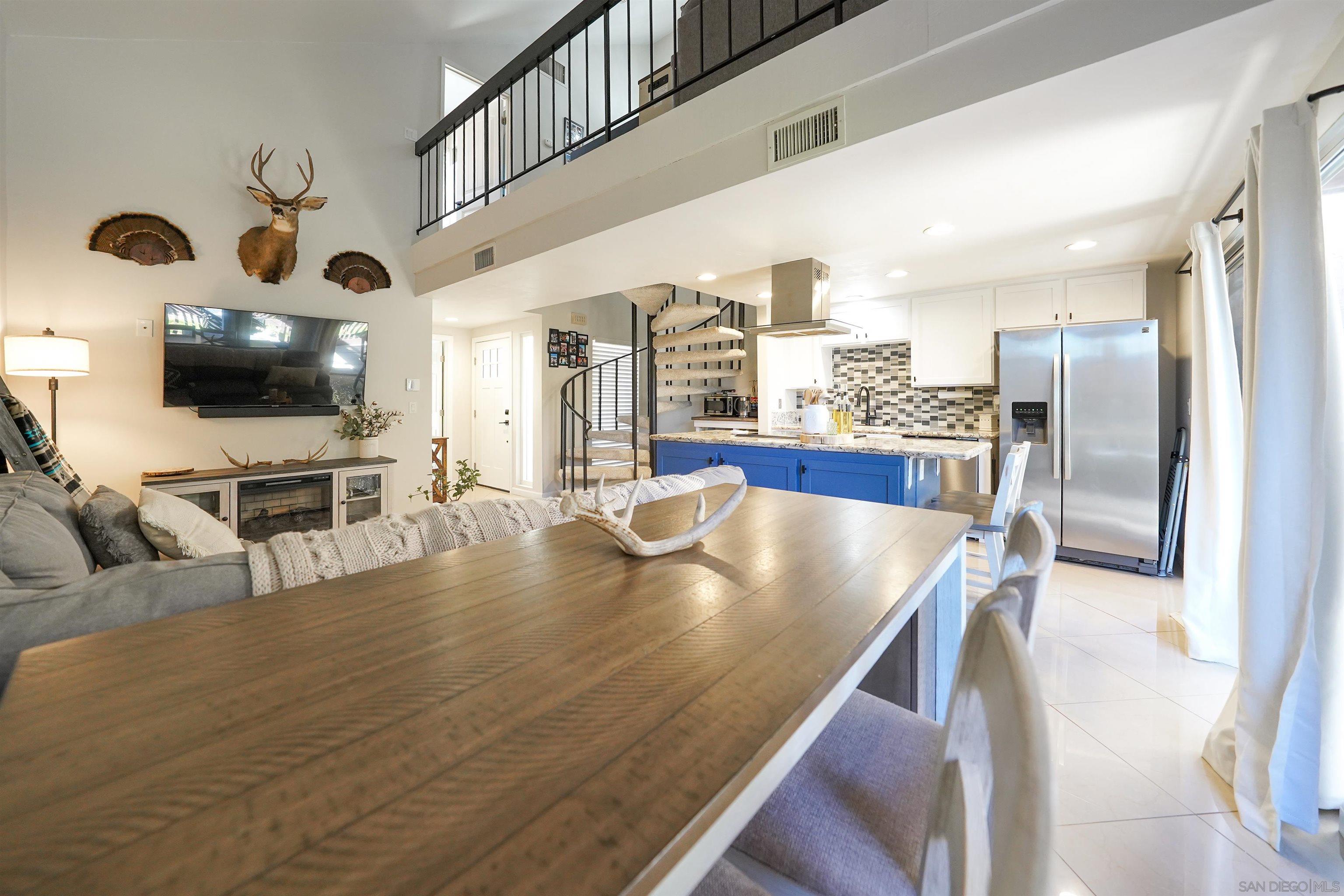 Detail Gallery Image 9 of 29 For 23658  Country Villa Road, Ramona,  CA 92065 - 2 Beds | 2 Baths