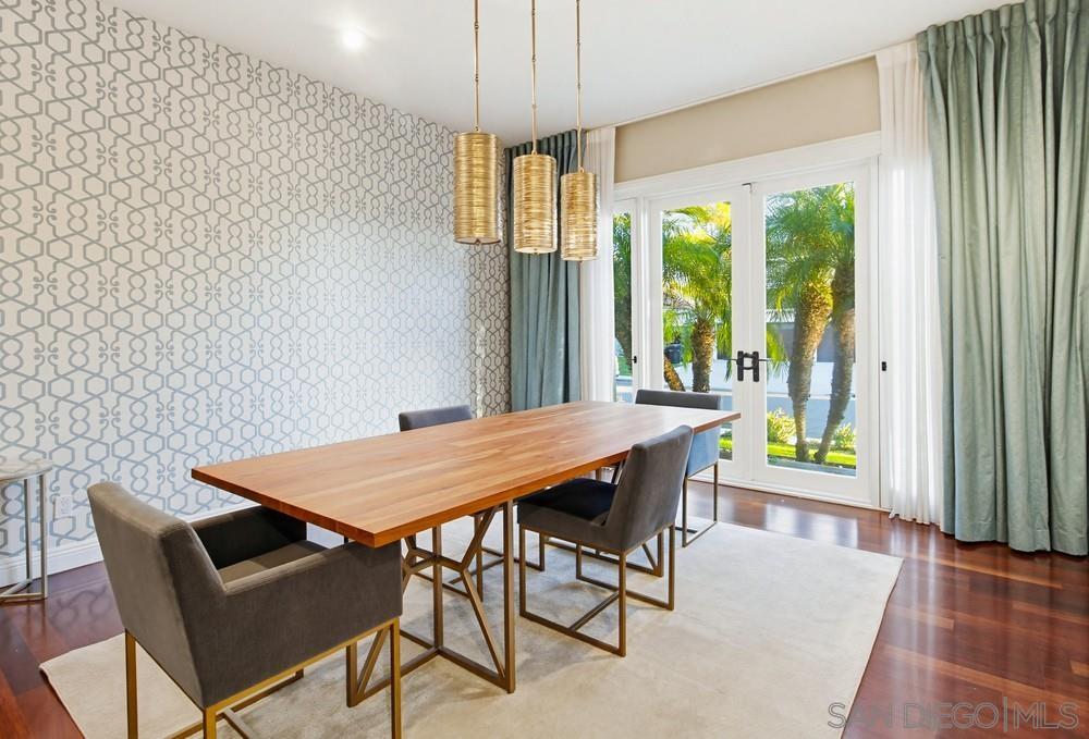 Detail Gallery Image 18 of 75 For 5247  Ocean Breeze Ct, San Diego,  CA 92109 - 5 Beds | 4/1 Baths