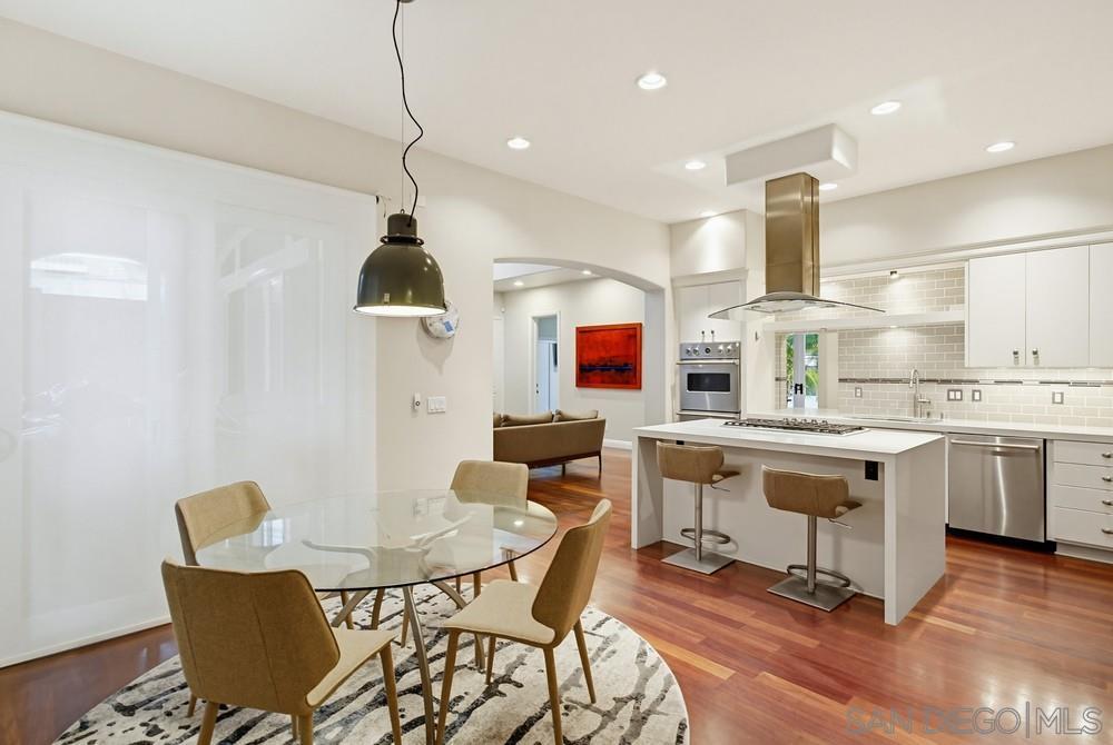 Detail Gallery Image 23 of 75 For 5247  Ocean Breeze Ct, San Diego,  CA 92109 - 5 Beds | 4/1 Baths