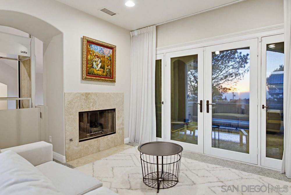 Detail Gallery Image 58 of 75 For 5247  Ocean Breeze Ct, San Diego,  CA 92109 - 5 Beds | 4/1 Baths