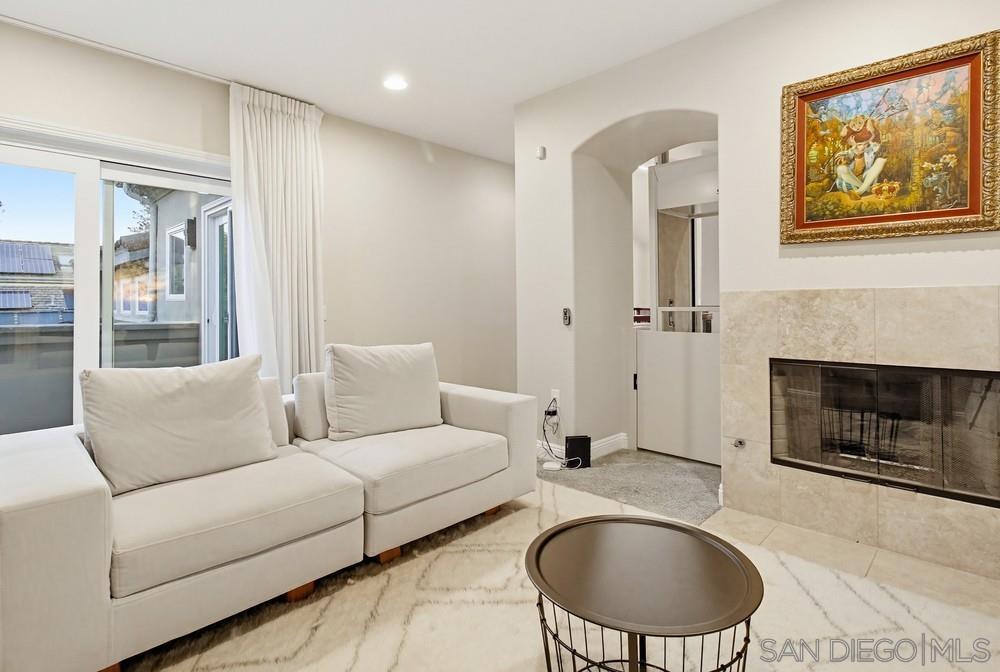 Detail Gallery Image 60 of 75 For 5247  Ocean Breeze Ct, San Diego,  CA 92109 - 5 Beds | 4/1 Baths