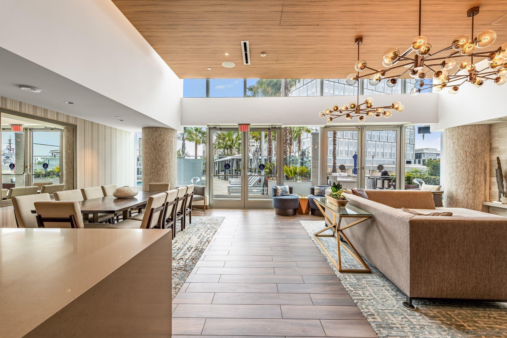 Detail Gallery Image 41 of 64 For 888 W E Street  3301, San Diego,  CA 92101 - 4 Beds | 3 Baths