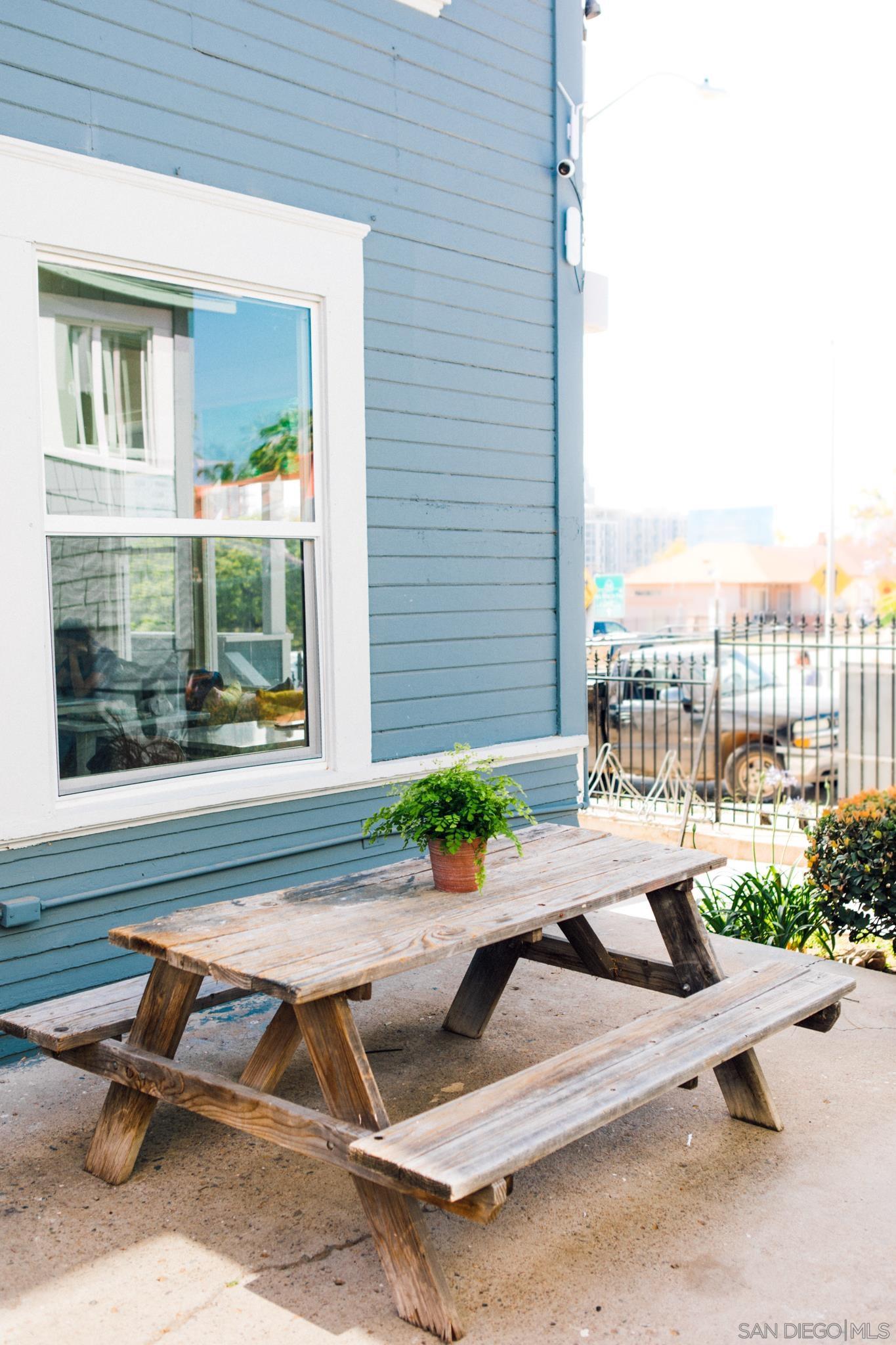 Detail Gallery Image 2 of 14 For 1903  K Street, San Diego,  CA 92102 - – Beds | – Baths