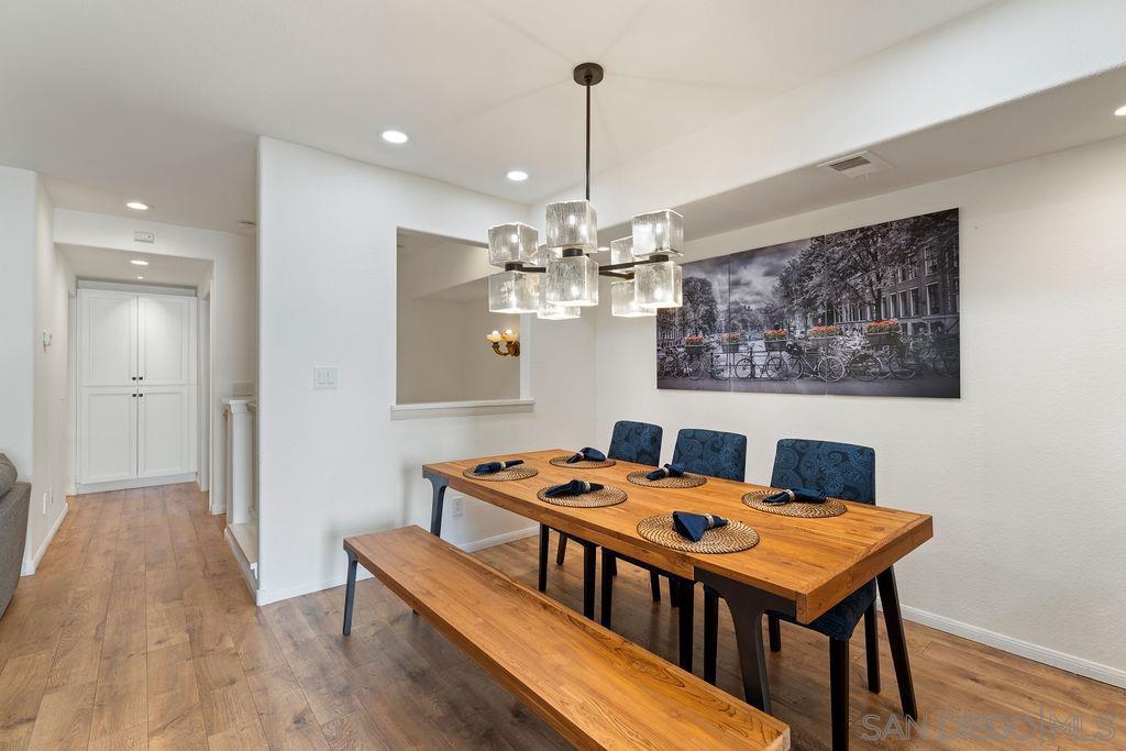 Detail Gallery Image 8 of 42 For 2842  Torrey Pines Rd, La Jolla,  CA 92037 - 3 Beds | 3 Baths