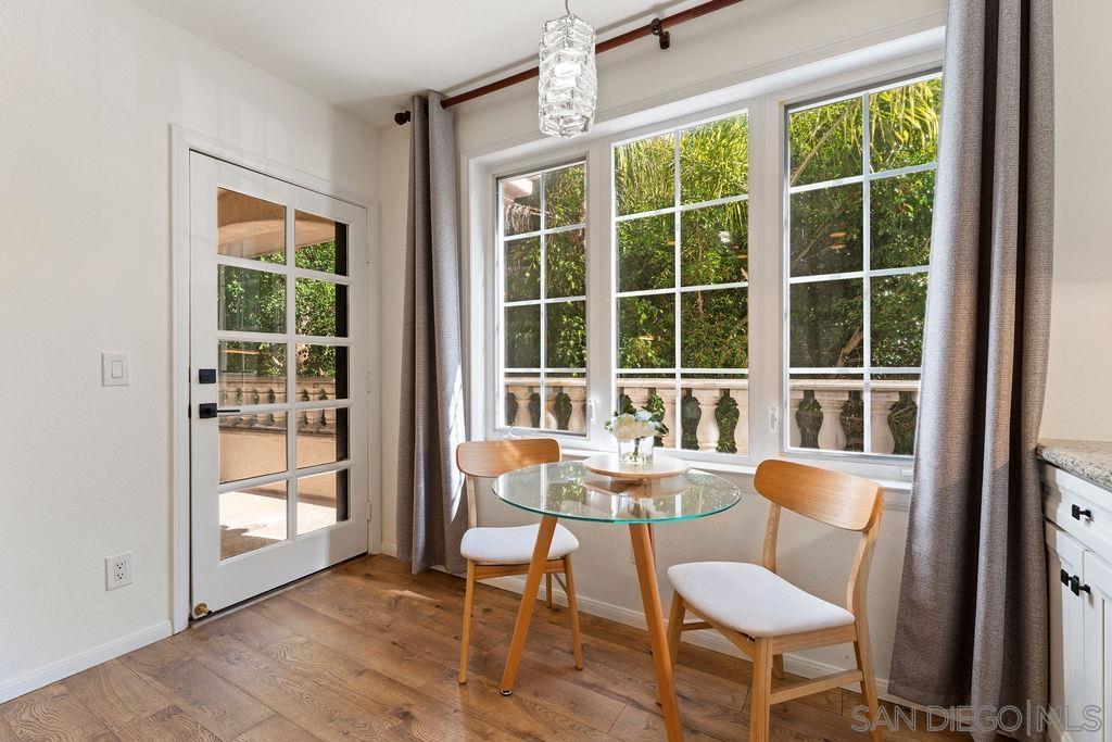 Detail Gallery Image 10 of 42 For 2842  Torrey Pines Rd, La Jolla,  CA 92037 - 3 Beds | 3 Baths