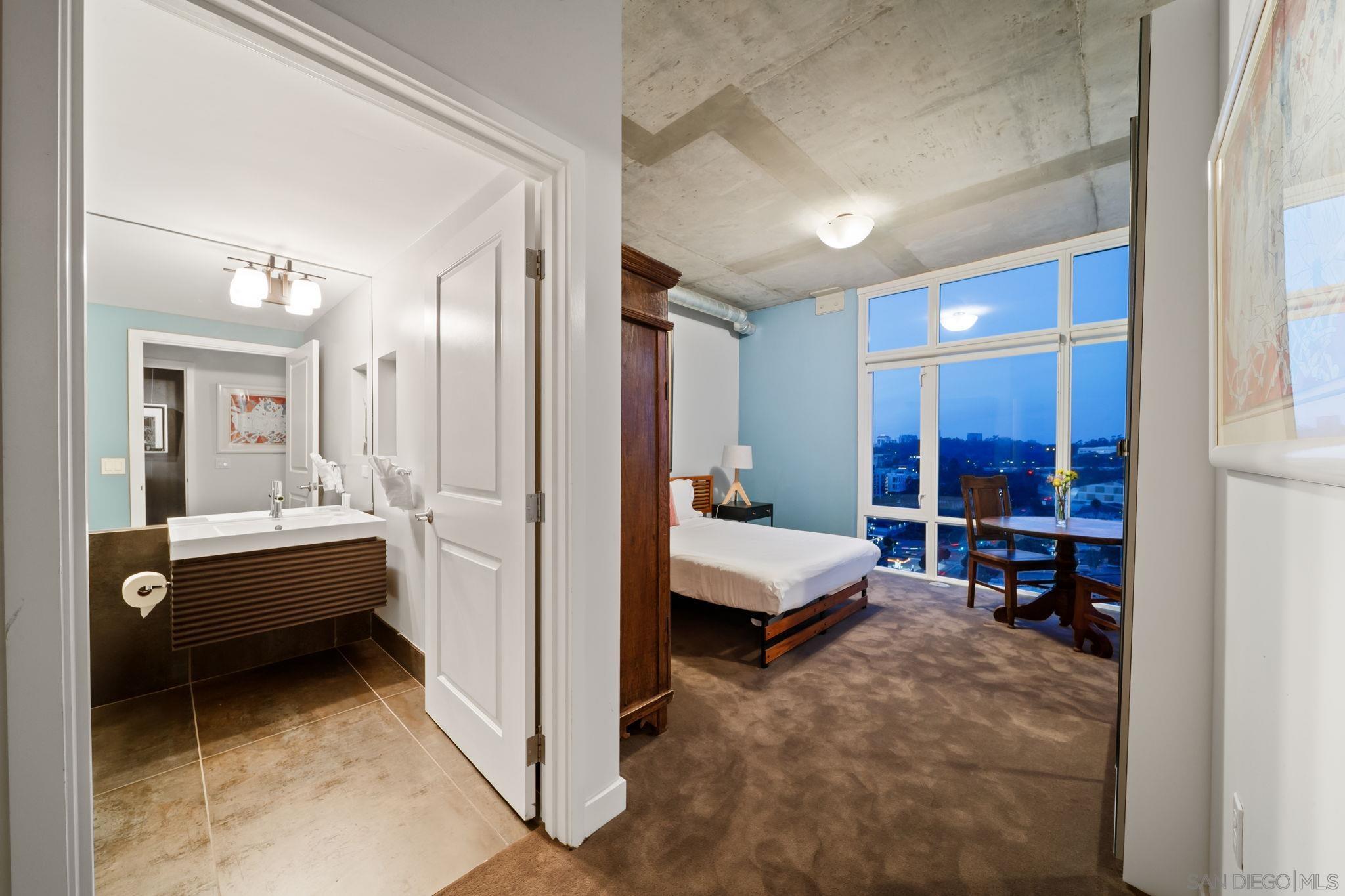 Detail Gallery Image 18 of 53 For 1080  Park Blvd  1702, San Diego,  CA 92101 - 2 Beds | 2/1 Baths