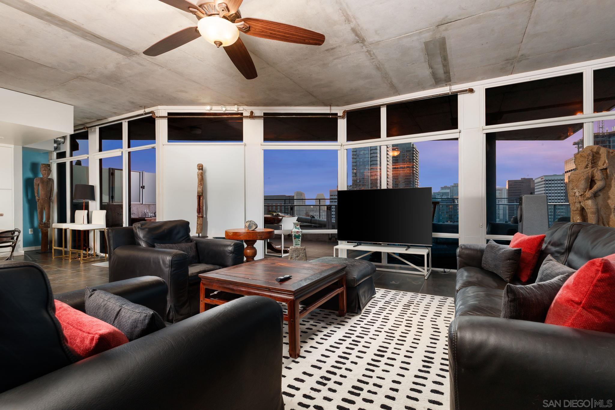 Detail Gallery Image 27 of 53 For 1080  Park Blvd  1702, San Diego,  CA 92101 - 2 Beds | 2/1 Baths