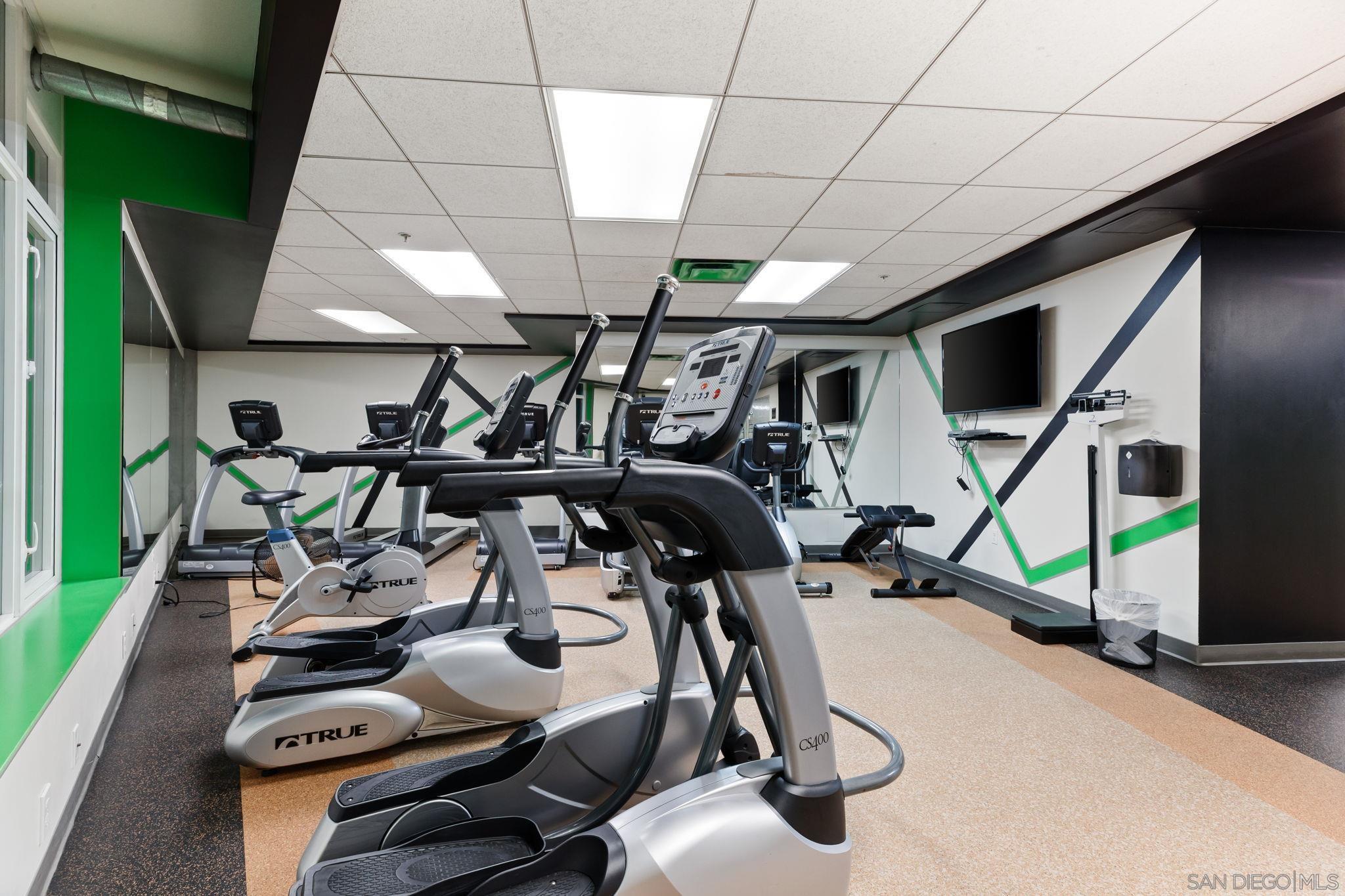 Detail Gallery Image 44 of 53 For 1080  Park Blvd  1702, San Diego,  CA 92101 - 2 Beds | 2/1 Baths