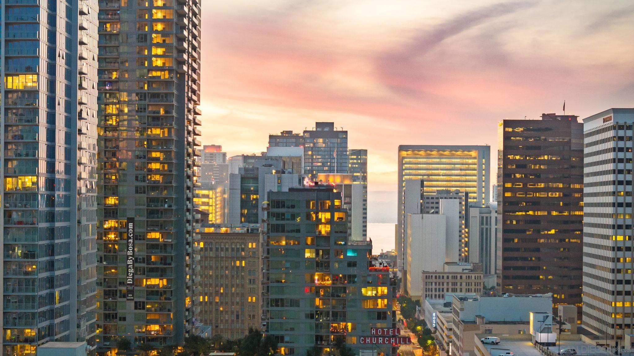 Detail Gallery Image 51 of 53 For 1080  Park Blvd  1702, San Diego,  CA 92101 - 2 Beds | 2/1 Baths