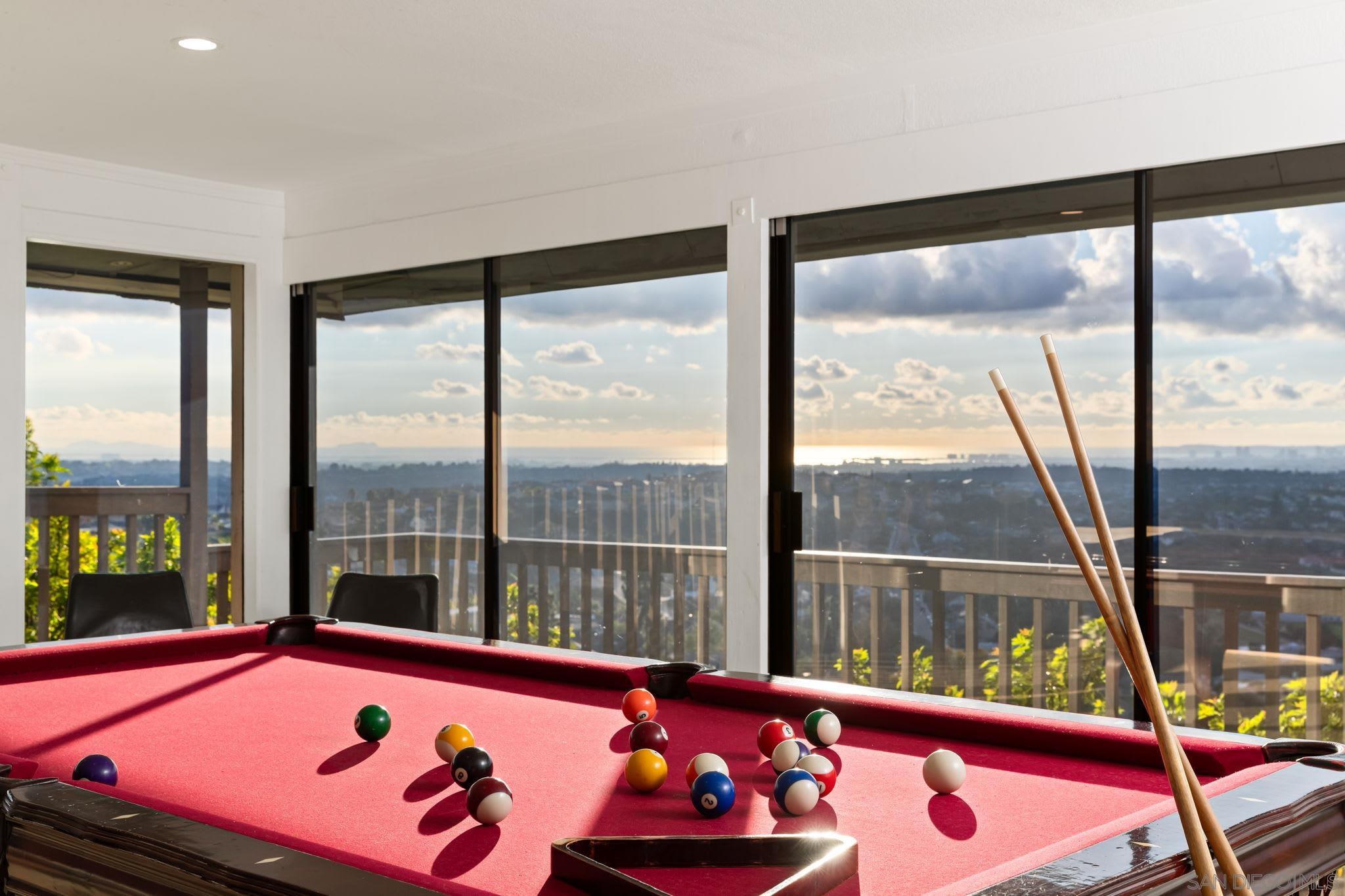 Detail Gallery Image 14 of 50 For 4260  Eastridge Dr, La Mesa,  CA 91941 - 5 Beds | 4 Baths