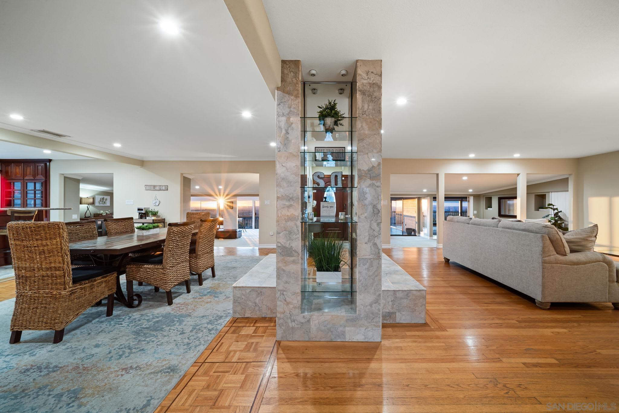 Detail Gallery Image 22 of 50 For 4260  Eastridge Dr, La Mesa,  CA 91941 - 5 Beds | 4 Baths