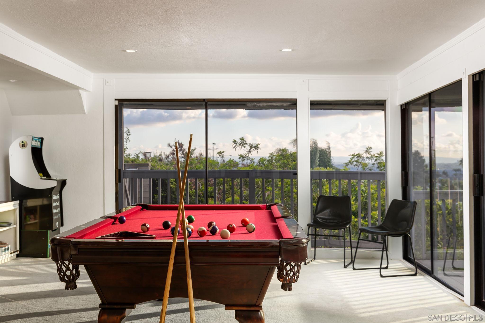 Detail Gallery Image 4 of 50 For 4260  Eastridge Dr, La Mesa,  CA 91941 - 5 Beds | 4 Baths