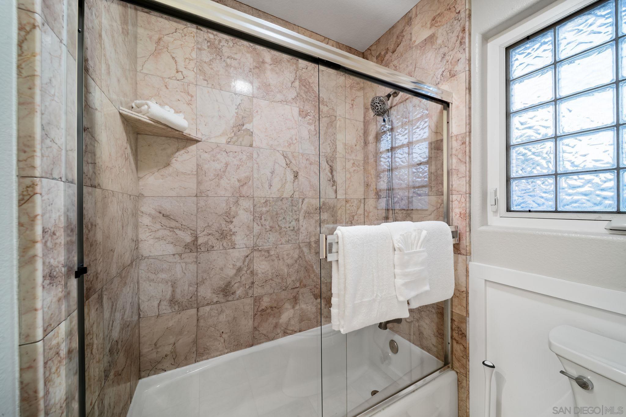 Detail Gallery Image 37 of 50 For 4260  Eastridge Dr, La Mesa,  CA 91941 - 5 Beds | 4 Baths