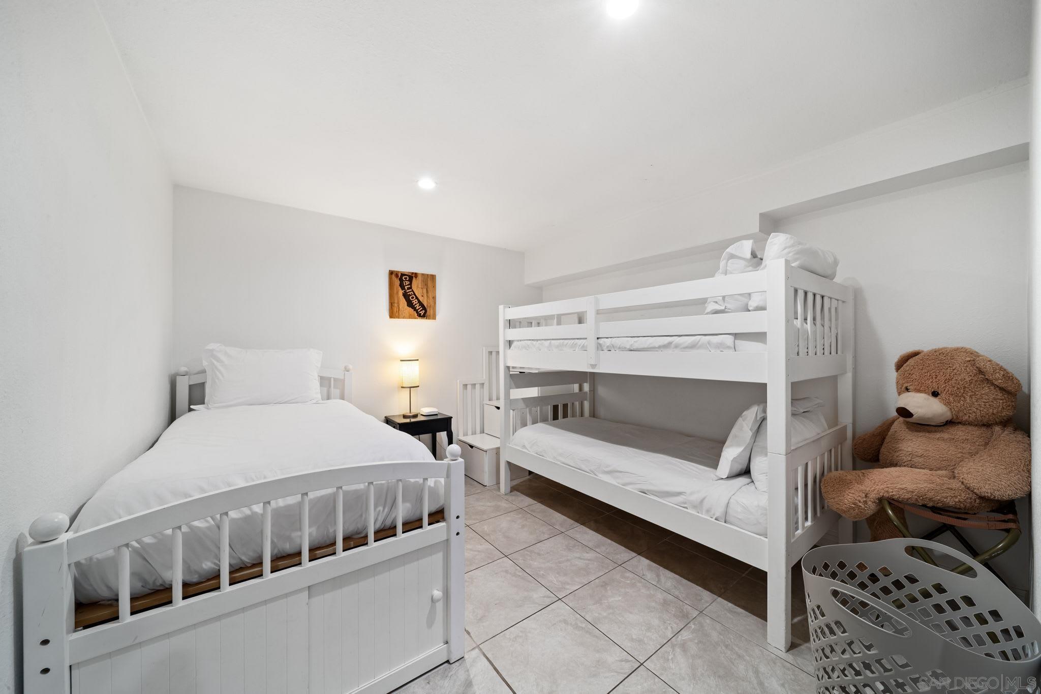 Detail Gallery Image 44 of 50 For 4260  Eastridge Dr, La Mesa,  CA 91941 - 5 Beds | 4 Baths