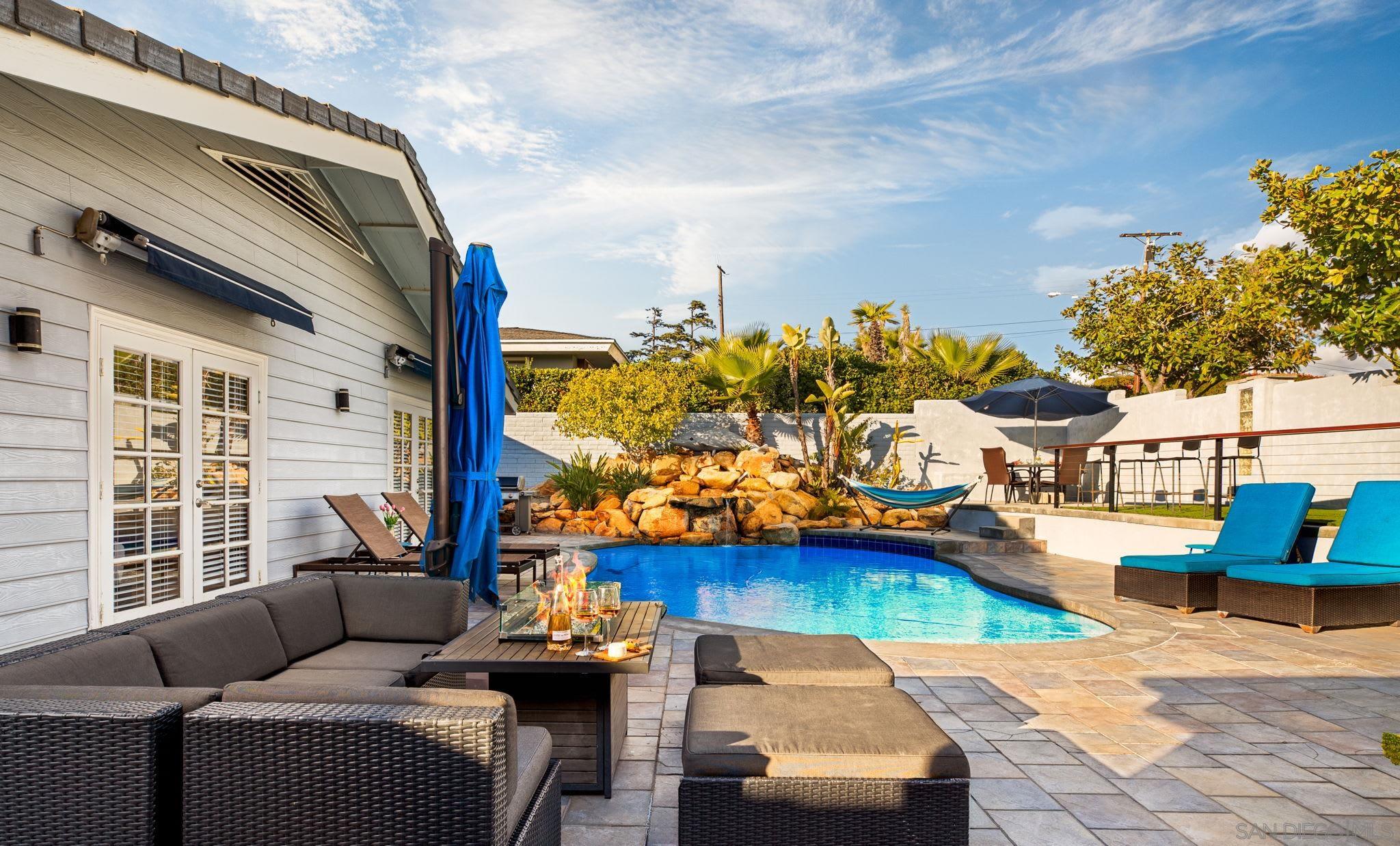 Detail Gallery Image 9 of 50 For 4260  Eastridge Dr, La Mesa,  CA 91941 - 5 Beds | 4 Baths