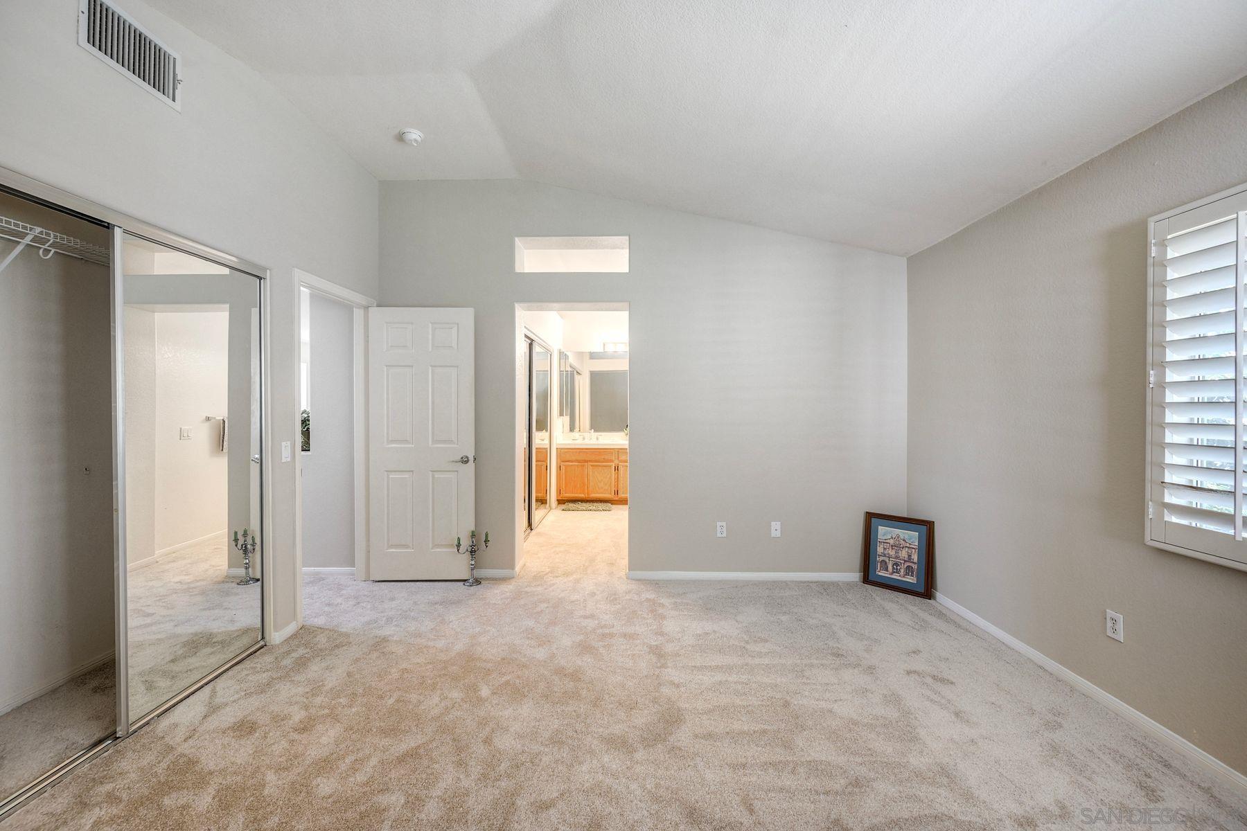 Detail Gallery Image 11 of 18 For 12244  Arucauna Way, San Diego,  CA 92129 - 4 Beds | 2/1 Baths