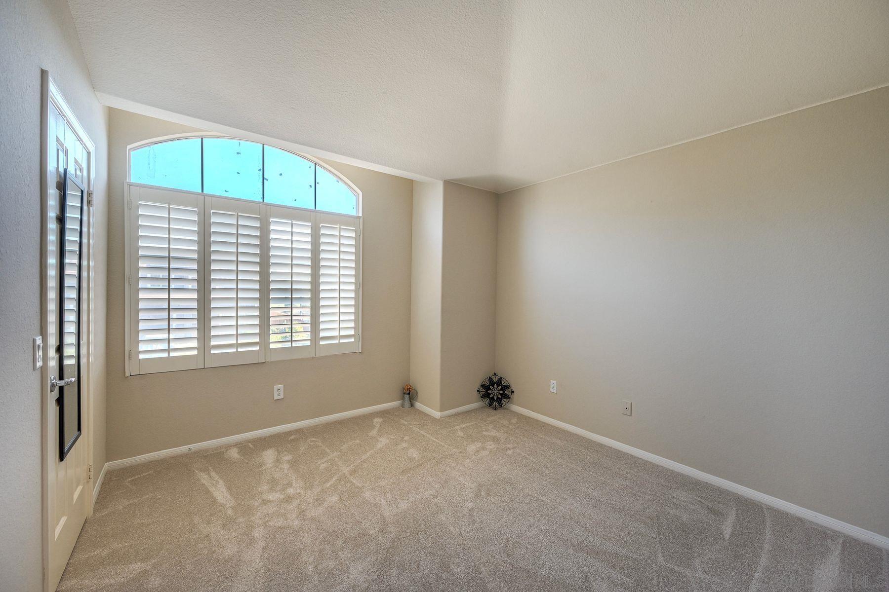 Detail Gallery Image 13 of 18 For 12244  Arucauna Way, San Diego,  CA 92129 - 4 Beds | 2/1 Baths
