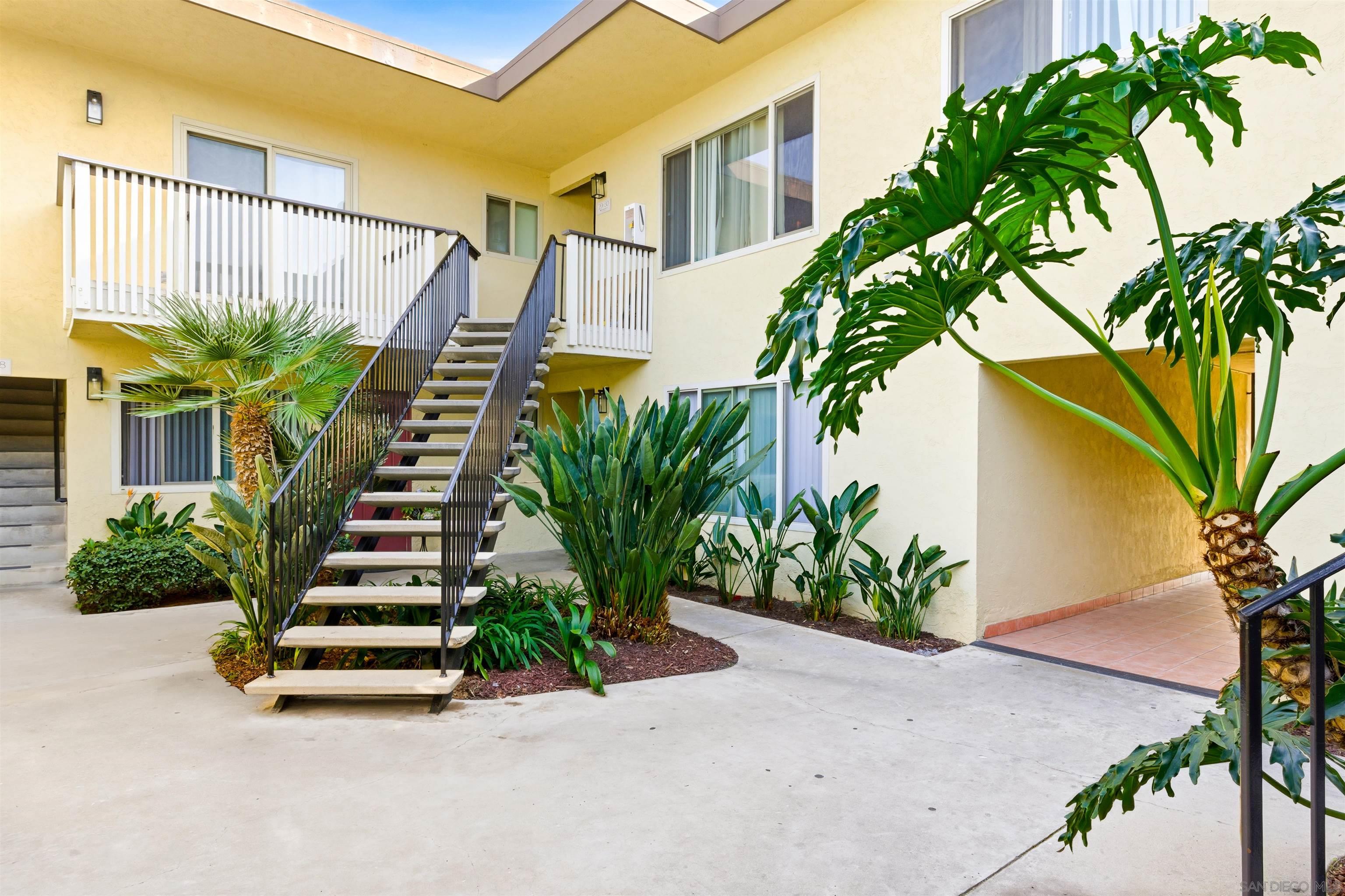 Detail Gallery Image 4 of 12 For 600  F Street, Chula Vista,  CA 91910 - – Beds | – Baths