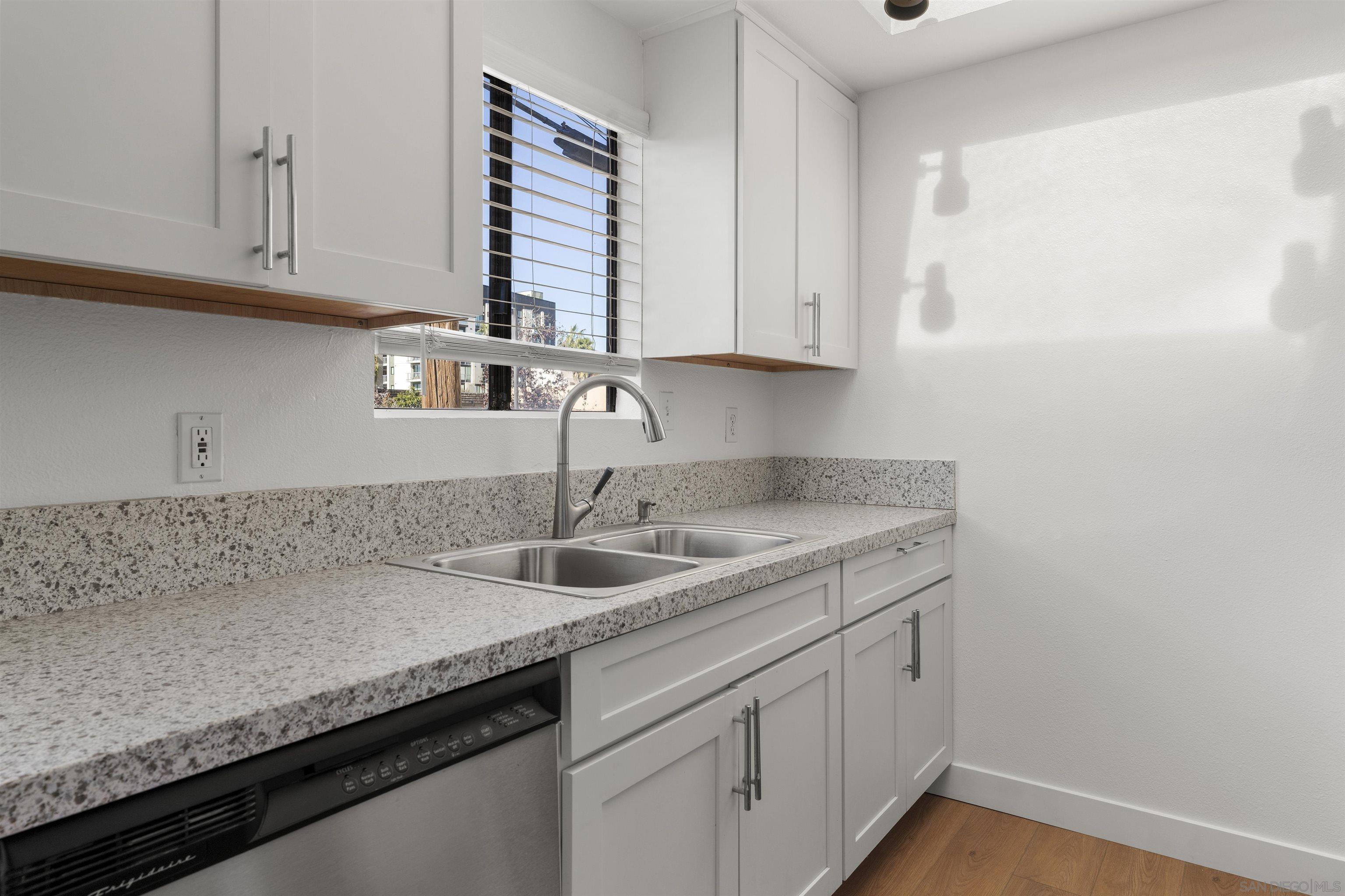 Detail Gallery Image 19 of 44 For 3760  Herman Ave  #7,  San Diego,  CA 92104 - 2 Beds | 2 Baths