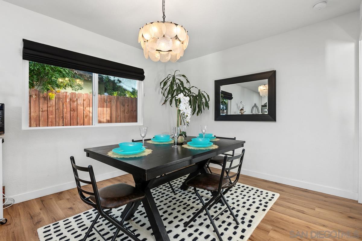 Detail Gallery Image 5 of 42 For 1811  Iris Way, Escondido,  CA 92027 - 4 Beds | 2 Baths