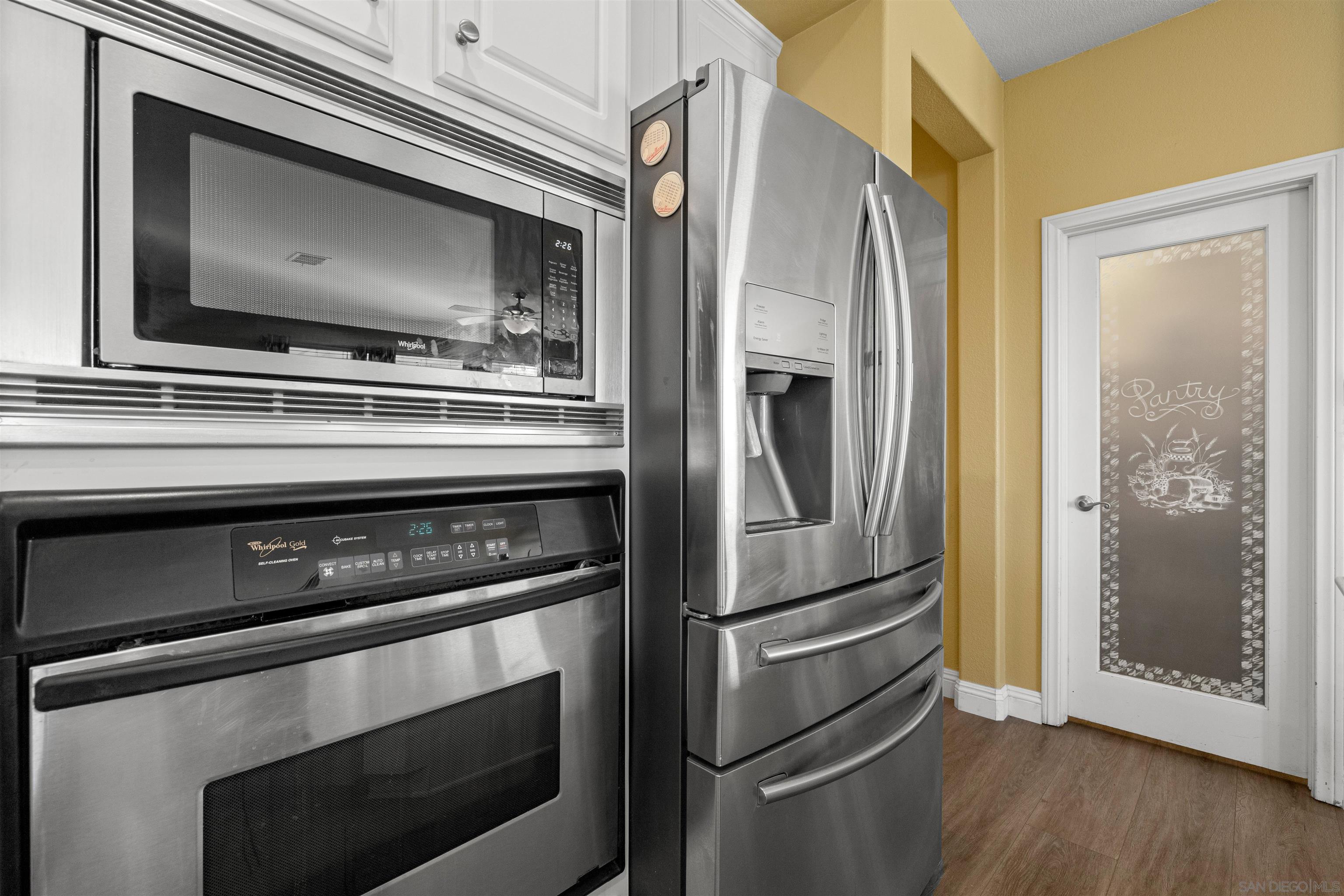 Detail Gallery Image 13 of 46 For 5713  Canoe Dr, Corona,  CA 92880 - 5 Beds | 3 Baths