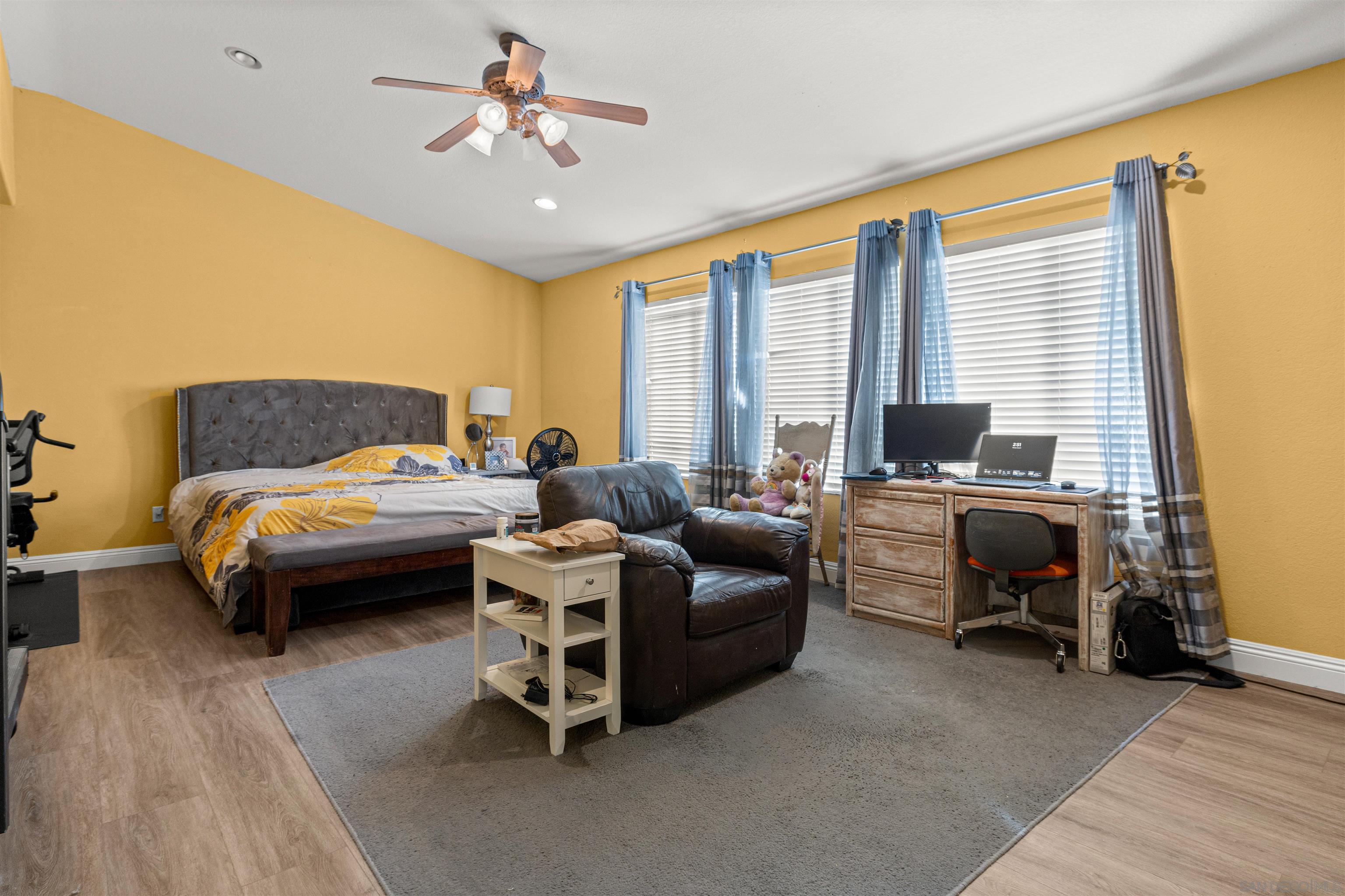 Detail Gallery Image 30 of 46 For 5713  Canoe Dr, Corona,  CA 92880 - 5 Beds | 3 Baths