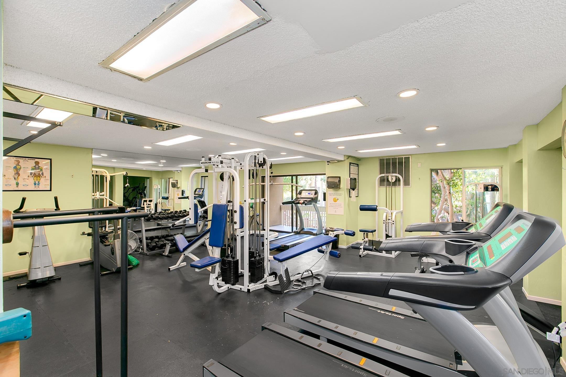 Detail Gallery Image 27 of 31 For 1855  Diamond St  #5-232,  San Diego,  CA 92109 - 1 Beds | 1 Baths