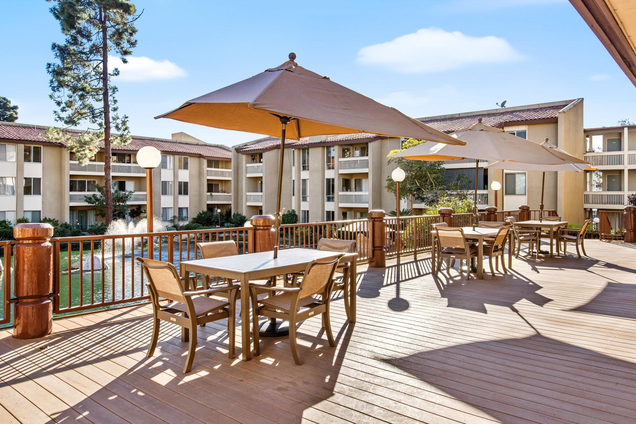 Detail Gallery Image 4 of 31 For 1855  Diamond St  #5-232,  San Diego,  CA 92109 - 1 Beds | 1 Baths